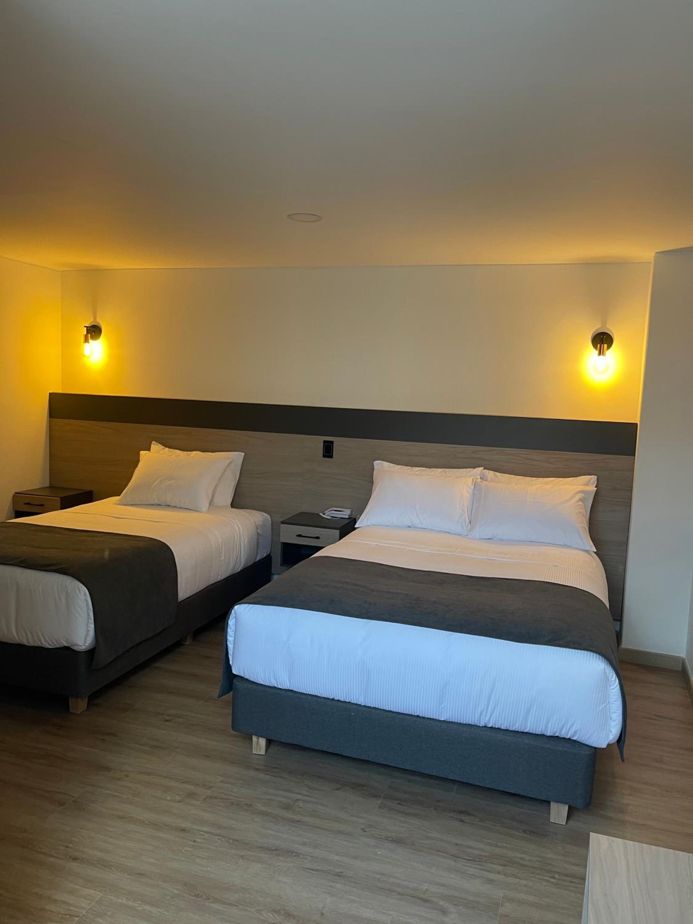 HOTEL SALVATORE - Image 1