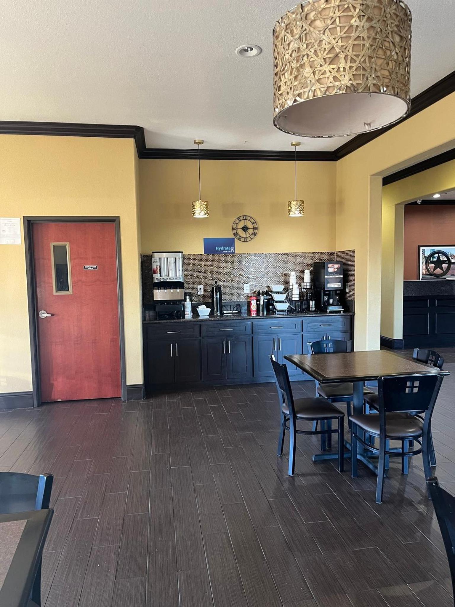 Sulphur Springs Vacations - Red Roof Inn  Suites Sulphur Springs - Property Image 5