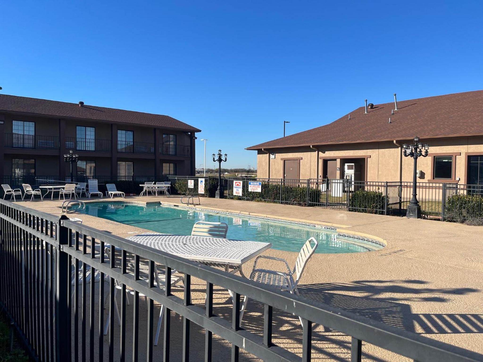 Sulphur Springs Vacations - Red Roof Inn  Suites Sulphur Springs - Property Image 3