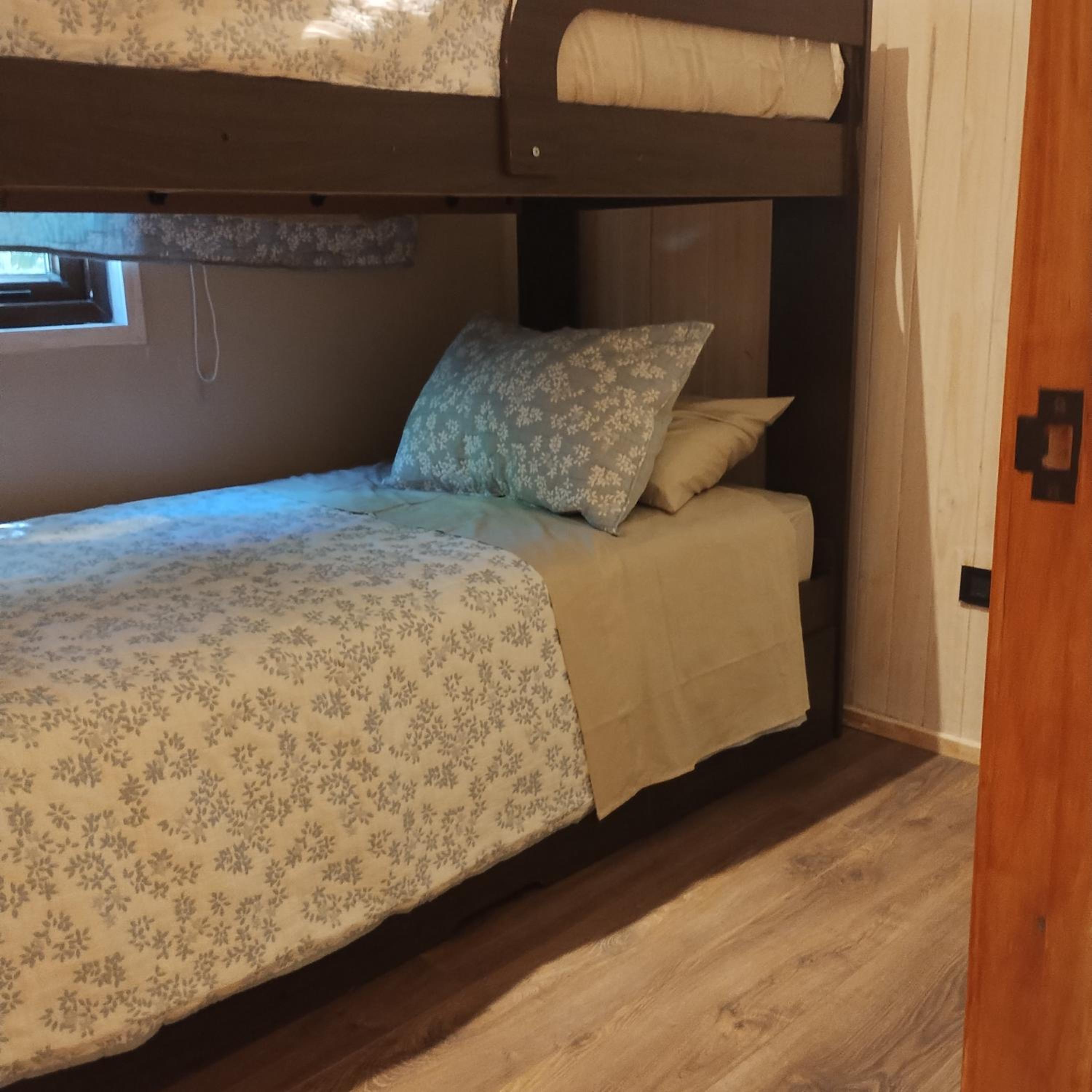 Tree lodge molco