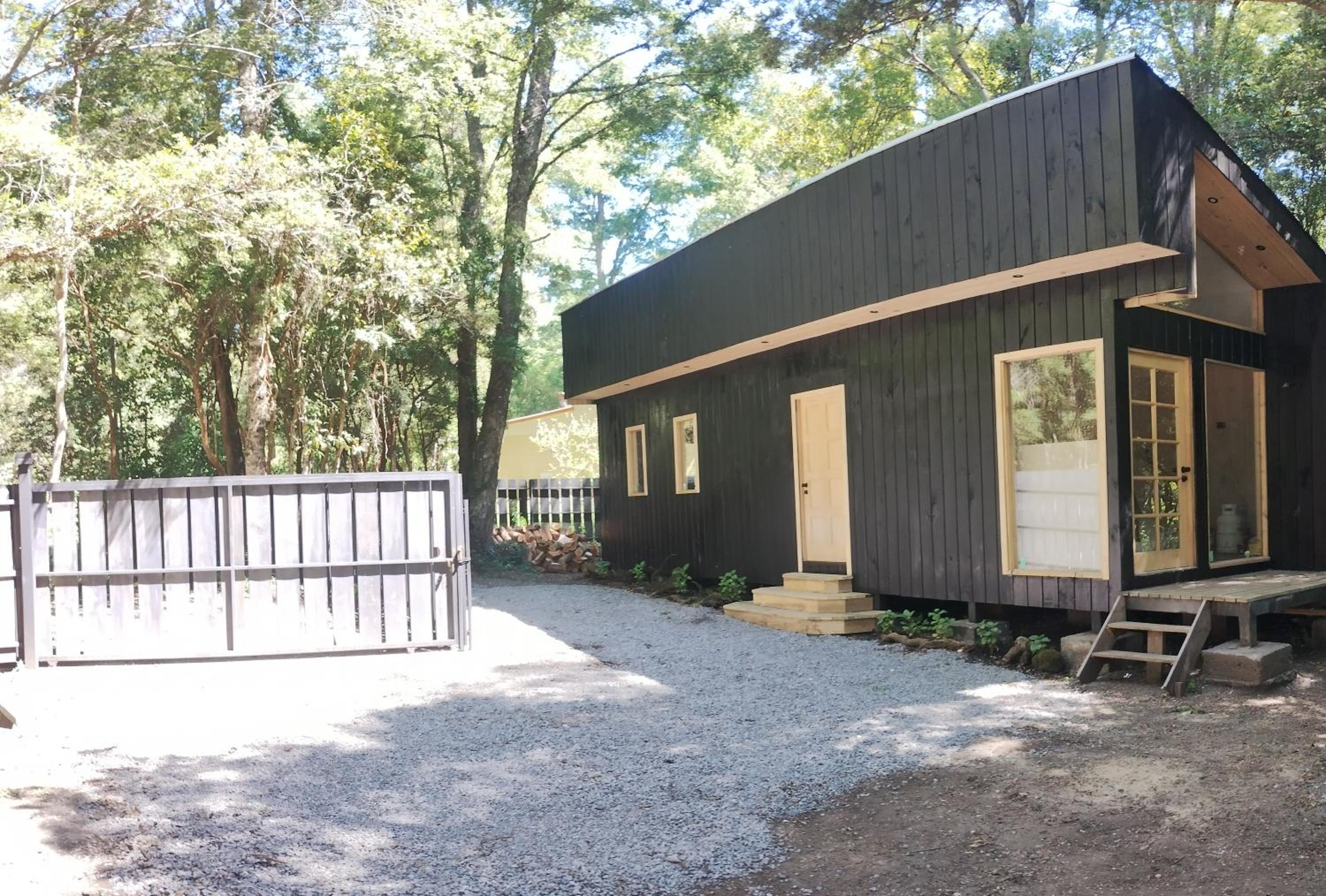 Tree lodge molco