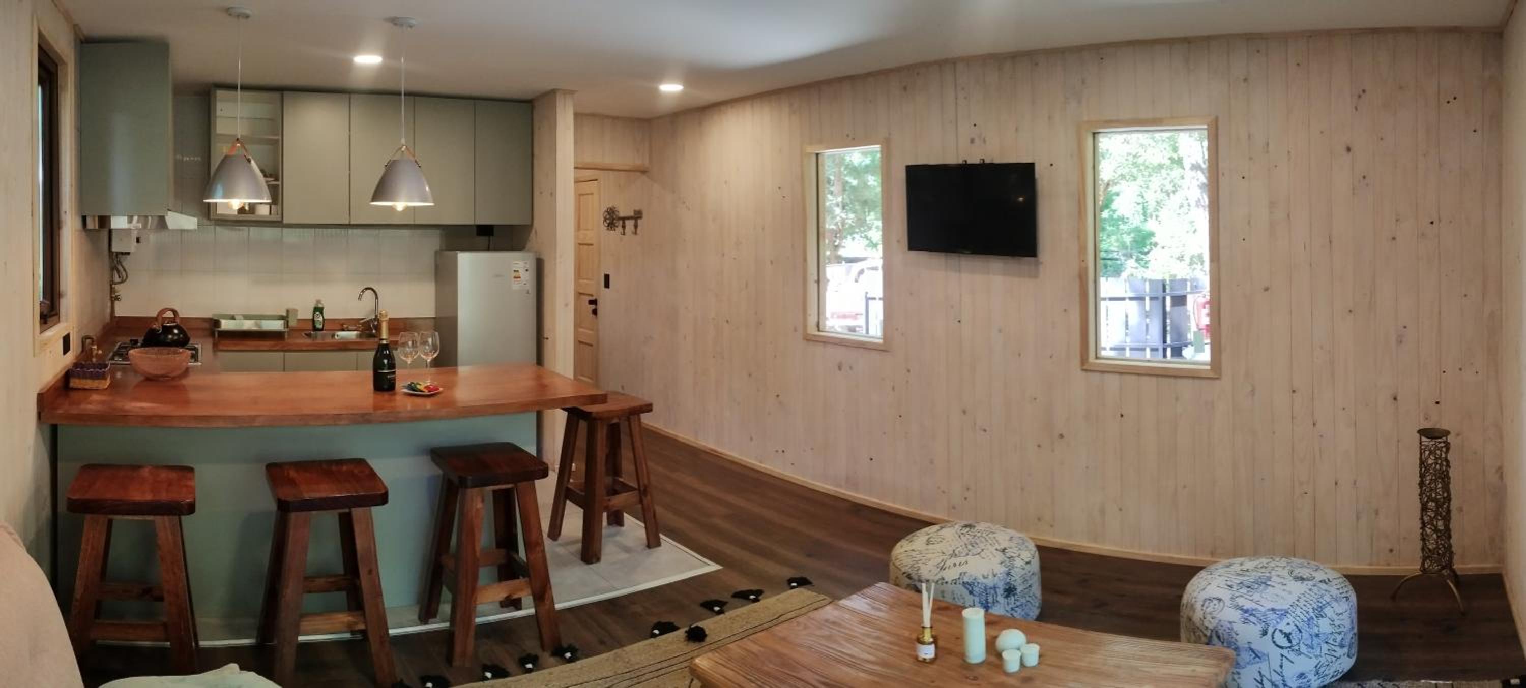 Tree lodge molco