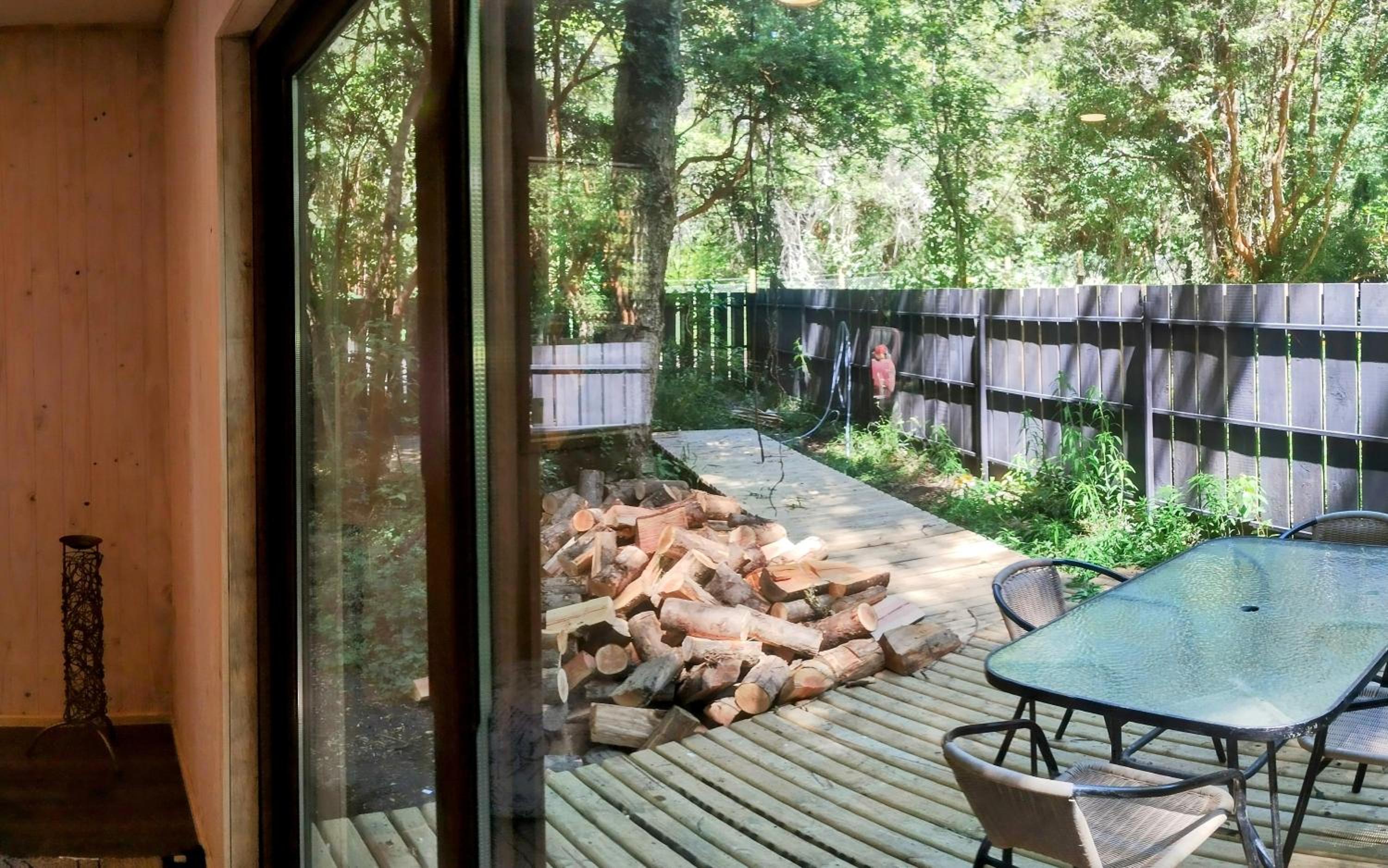 Tree lodge molco