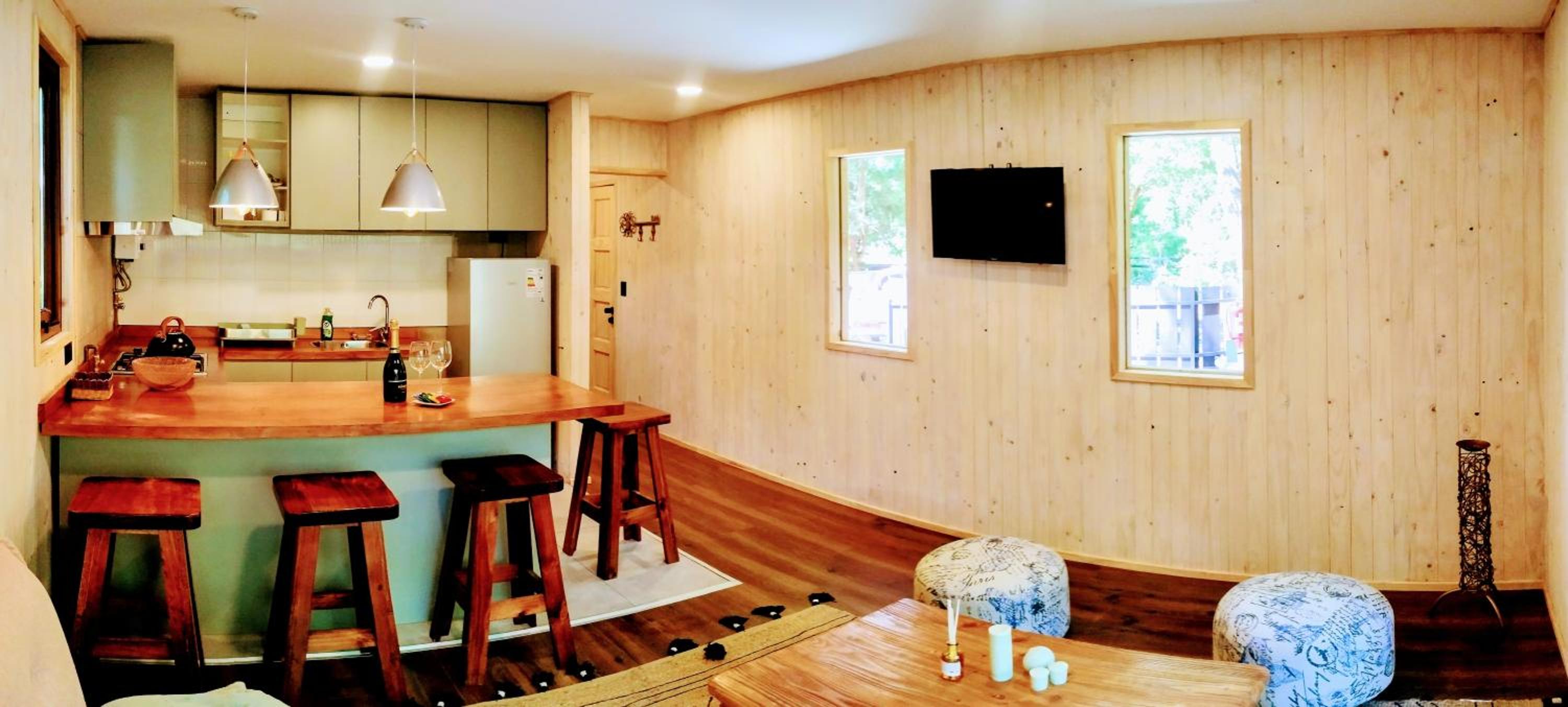 Tree lodge molco