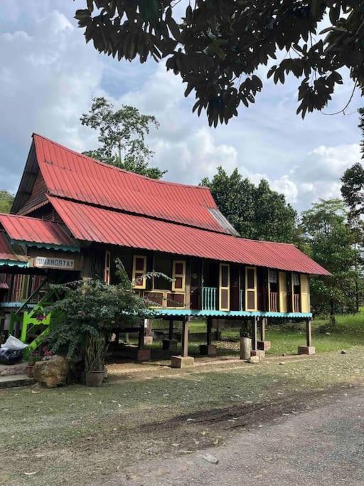 Kampung House (Minang) in Hulu Yam, Batang Kali photo 8