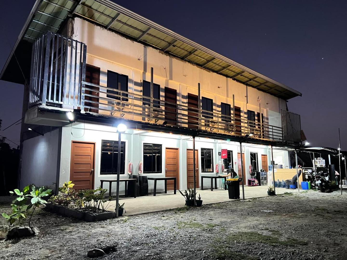 Villa Mariano Travellers Pad view 3