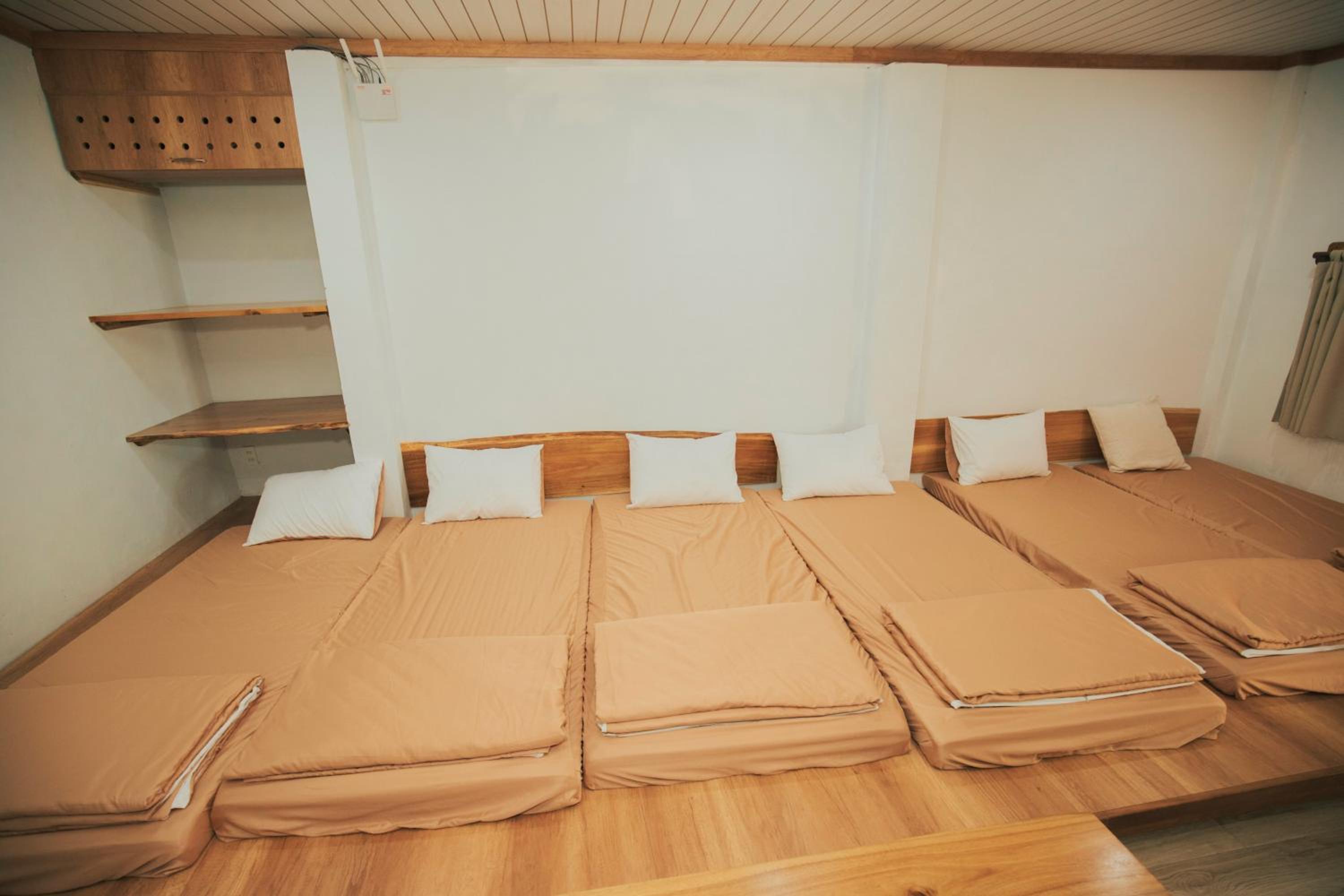 LalaGigi Homestay & Coffee