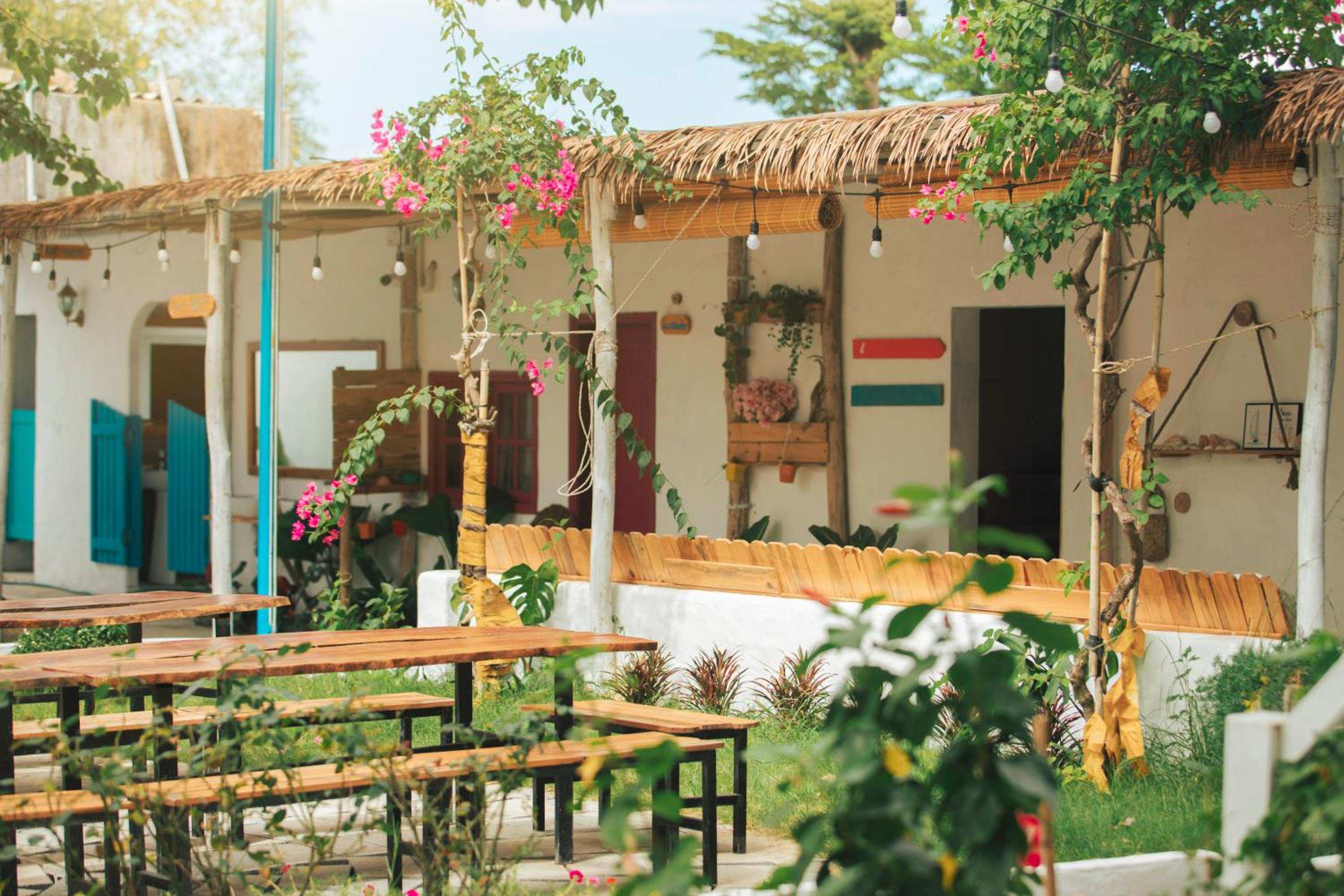 LalaGigi Homestay & Coffee