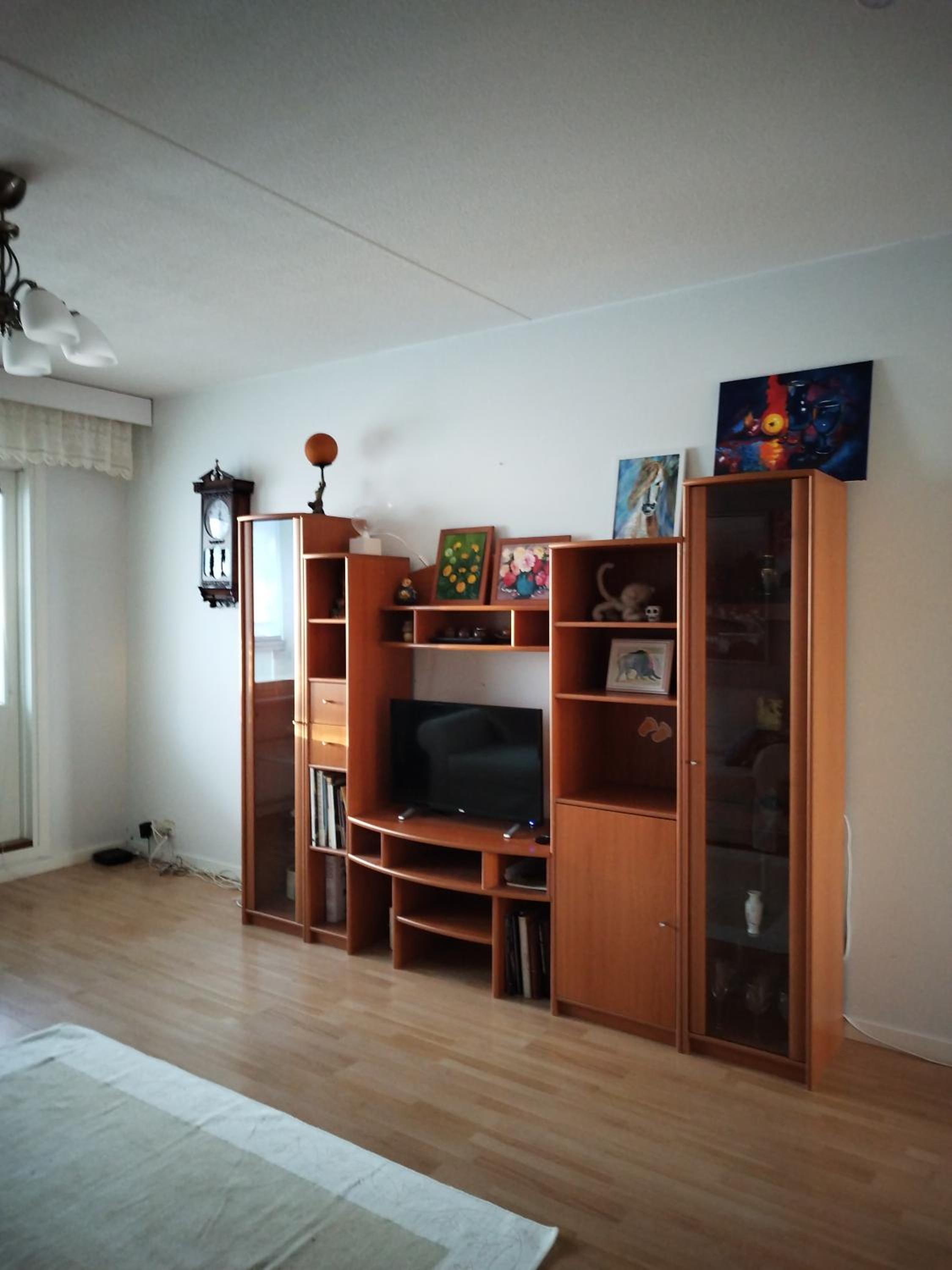 Scandinavian taiteilijan 3h huoneisto