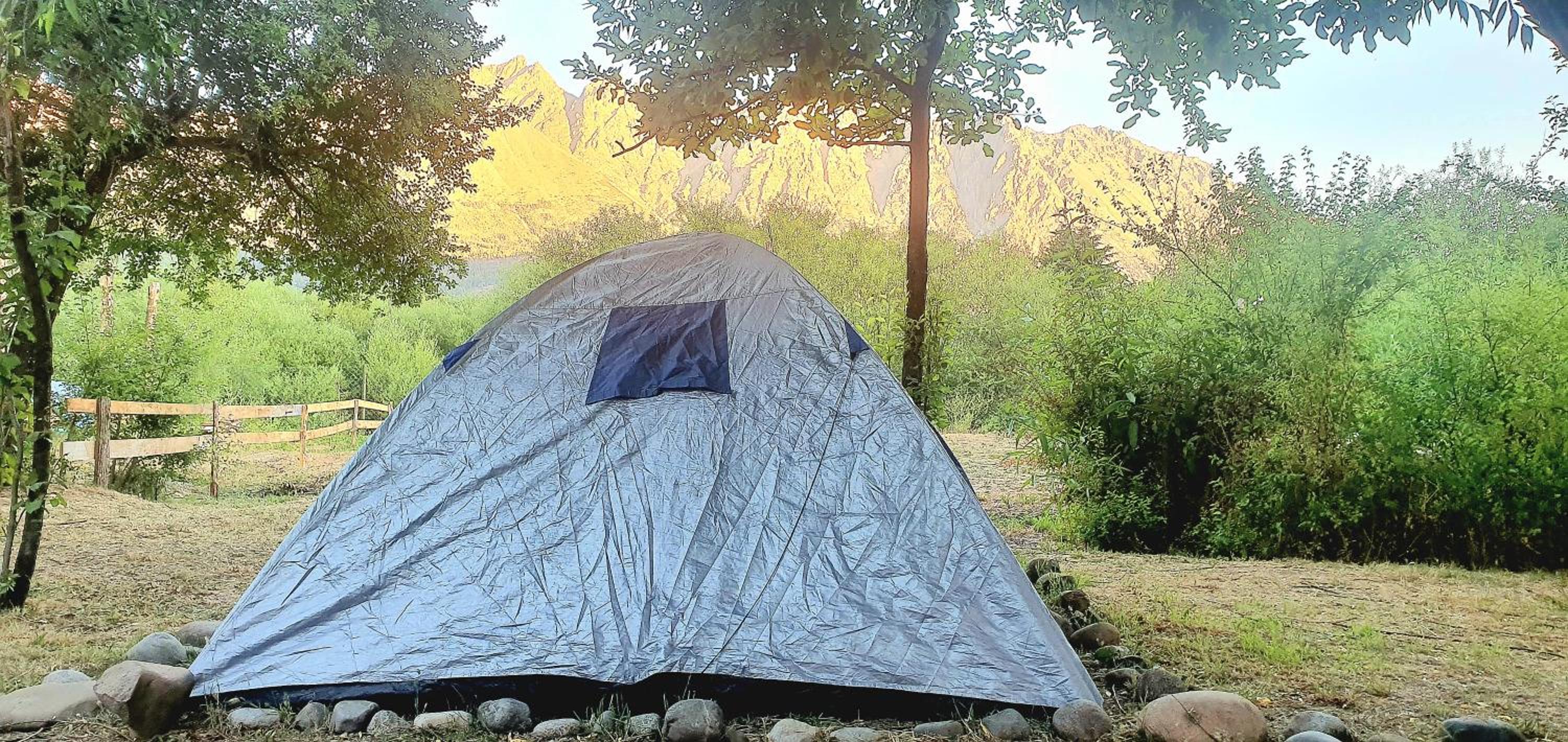 Hostel,Dormis y Camping Costa Bolsón