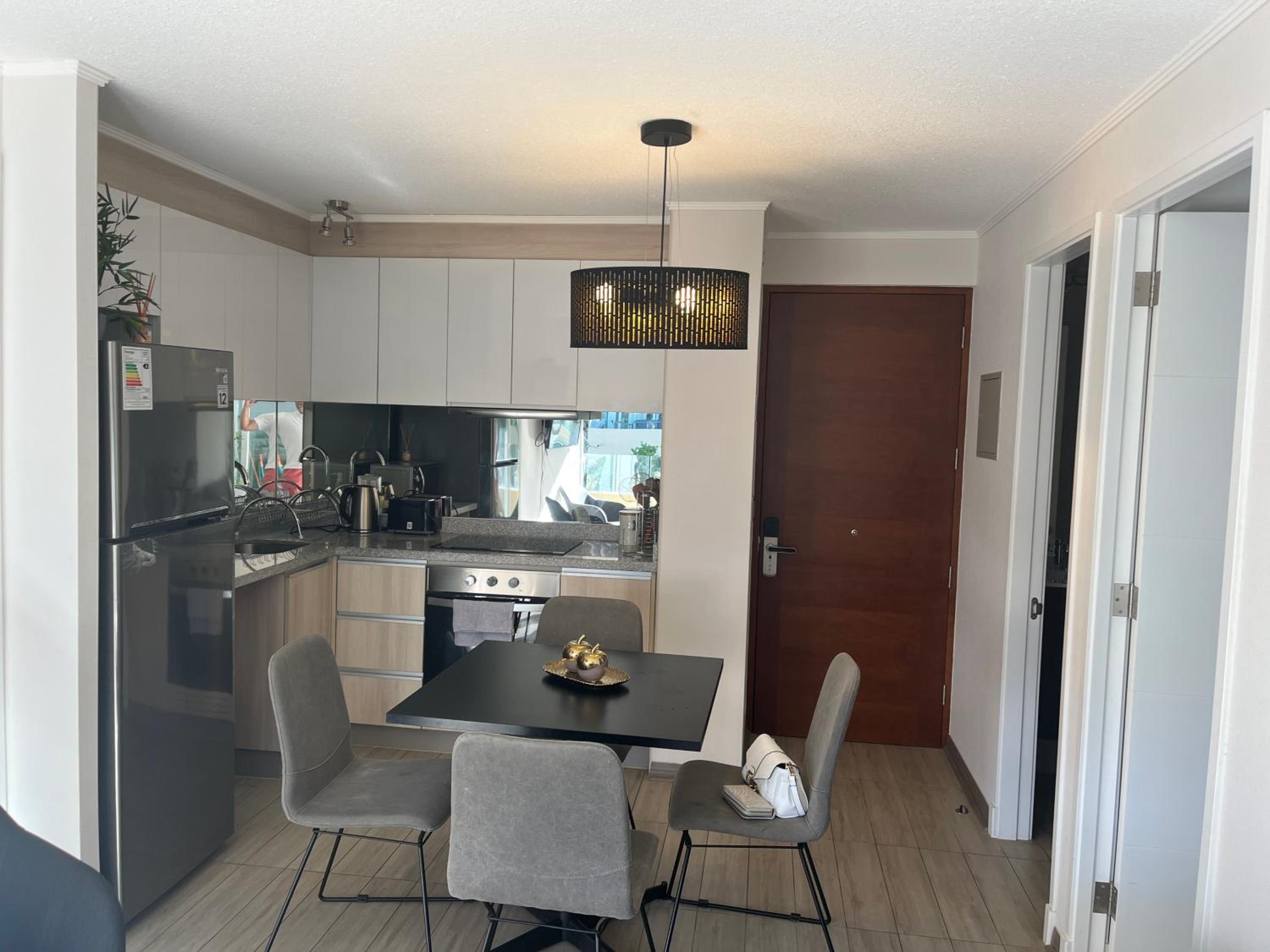 Hermoso y moderno departamento Para 4 personas en exclusivo condominio Alta vista