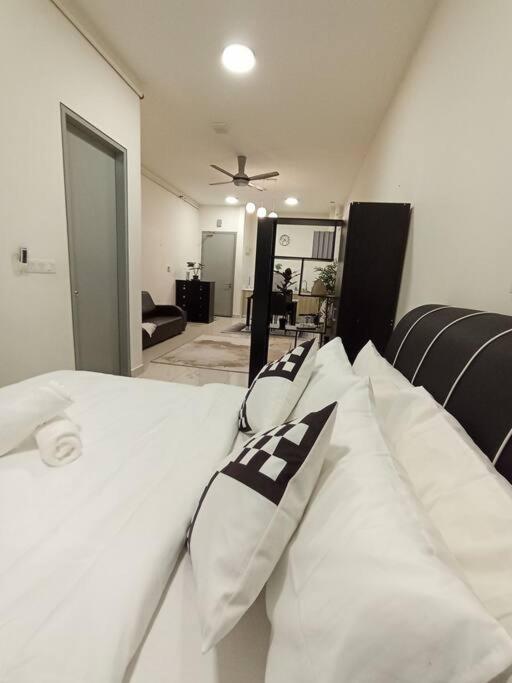 Sepang KLIA Studio by Impian Homestay
