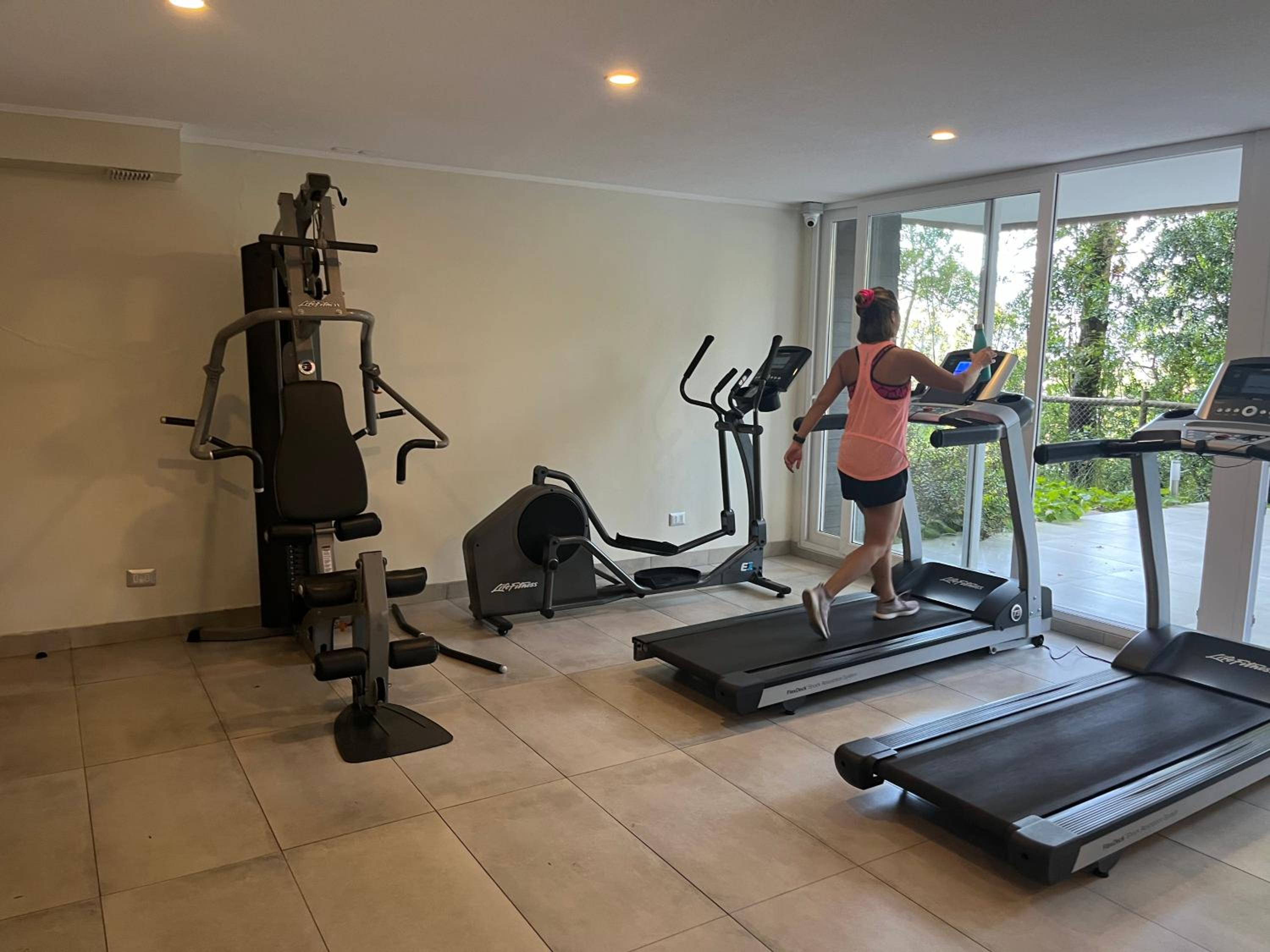 Hermoso y moderno departamento Para 4 personas en exclusivo condominio Alta vista