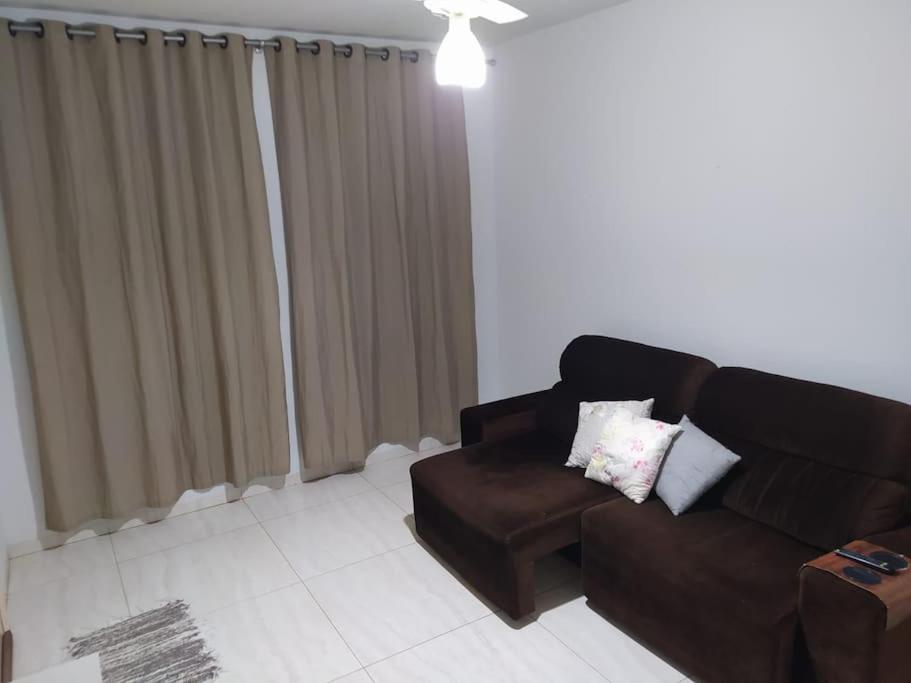 Casa 3min do centro prox. UFMS