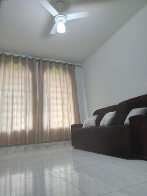 Casa 3min do centro prox. UFMS