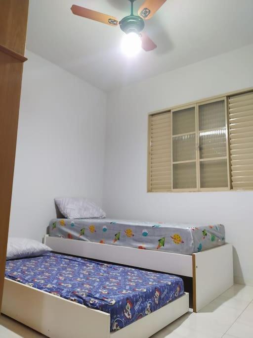Casa 3min do centro prox. UFMS