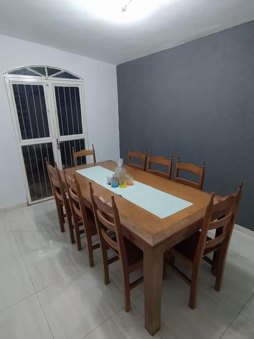Casa 3min do centro prox. UFMS