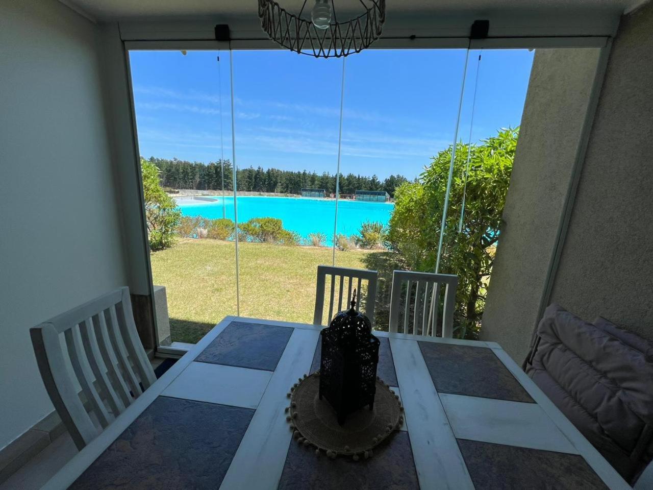 Departamento Lagunamar con patio privado