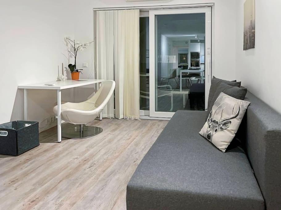 Unique Place by Stavanger BnB 19 (2BR, Terrace, Parking/Airport Shuttle) view 2