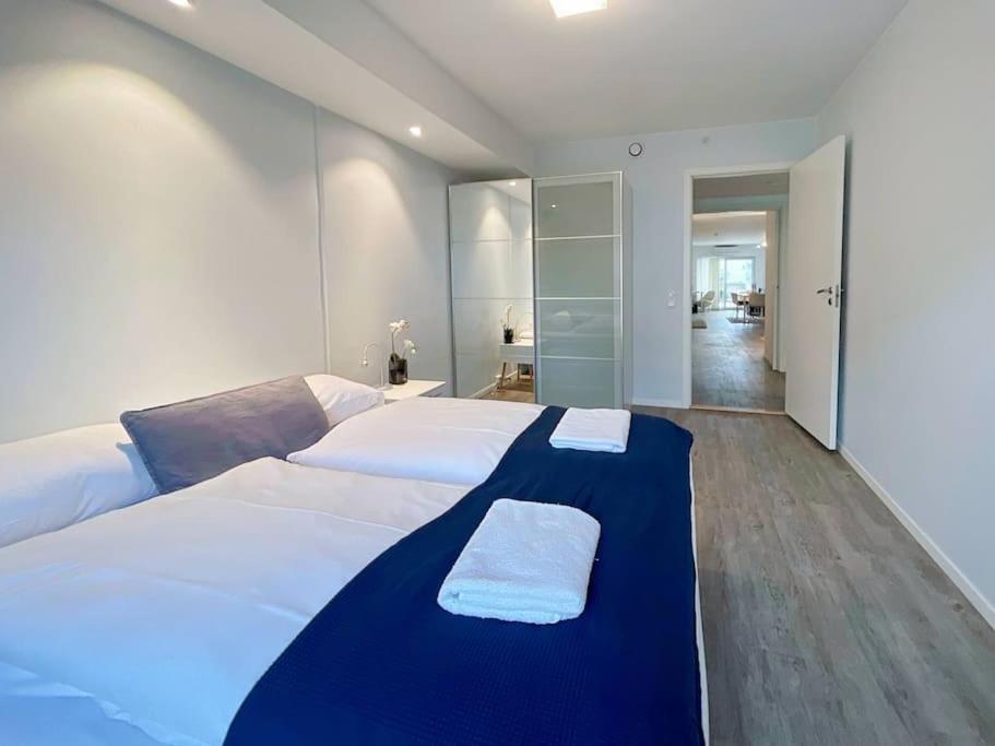 Unique Place by Stavanger BnB 19 (2BR, Terrace, Parking/Airport Shuttle) view 4