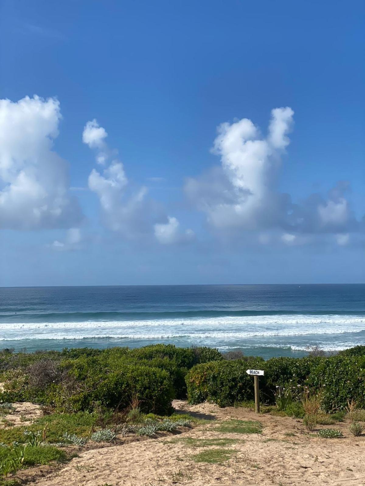 Marien Beach House view 2