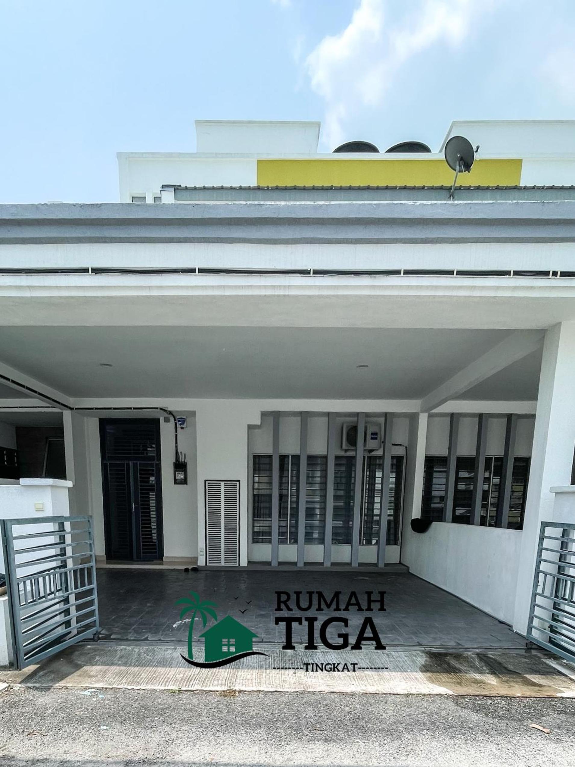 Rumah Tiga Tingkat 6BR4B Full Home SPACIOUS Kuantan photo 2