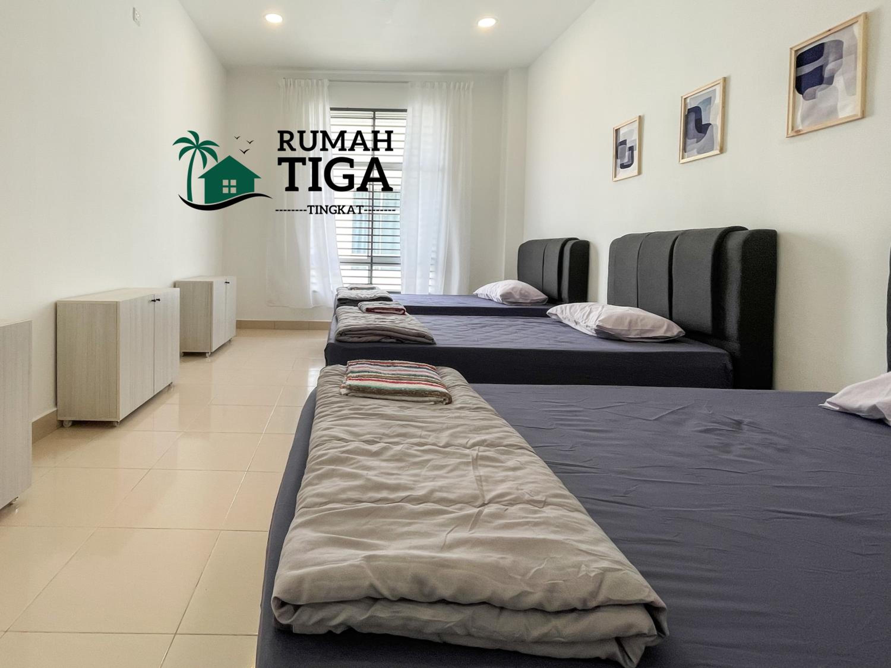 Rumah Tiga Tingkat 6BR4B Full Home SPACIOUS Kuantan photo 8