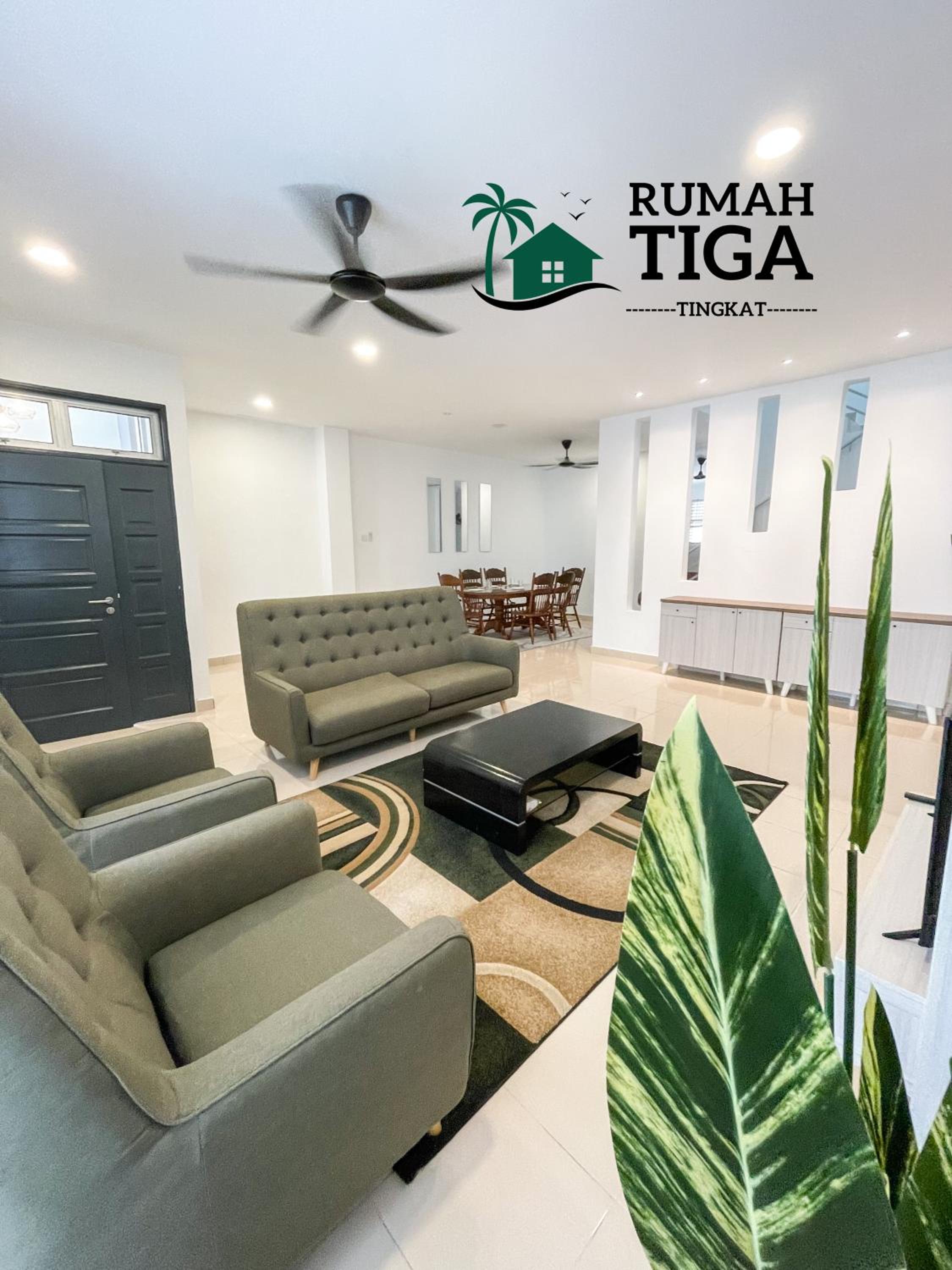 Rumah Tiga Tingkat 6BR4B Full Home SPACIOUS Kuantan photo 1