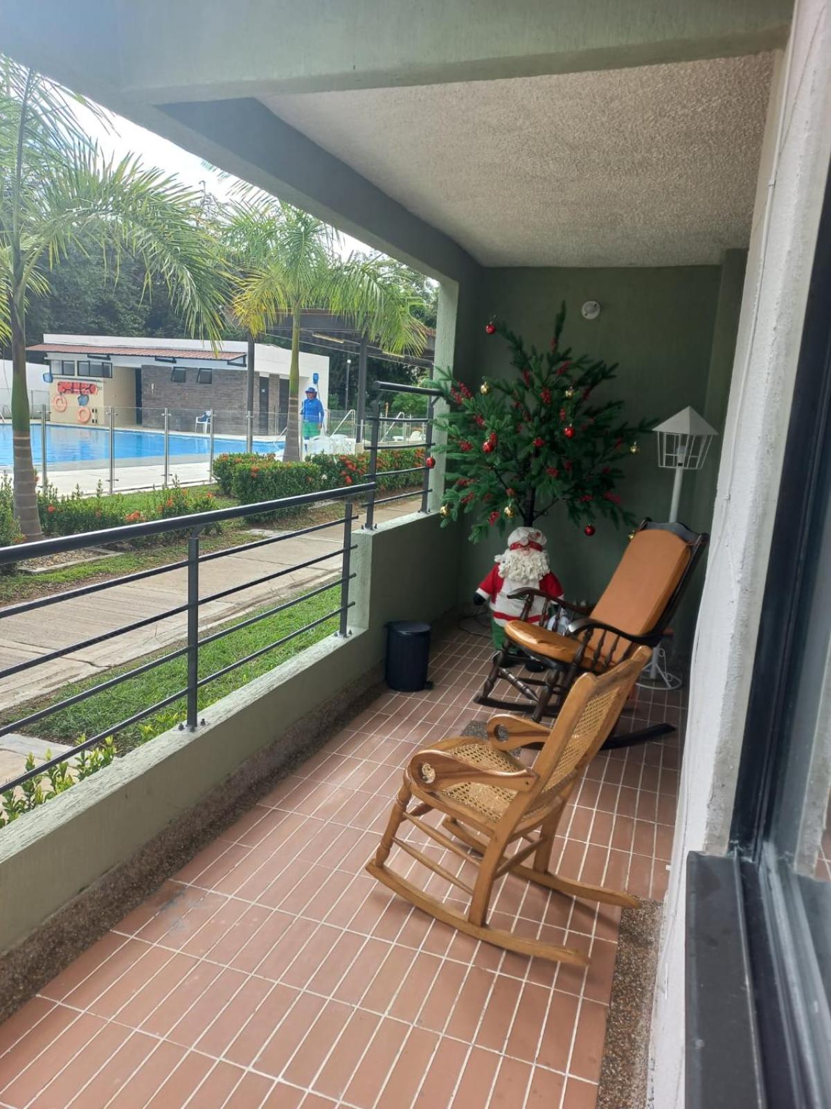Apartamento cómodo con todo lo que necesitas y con piscina