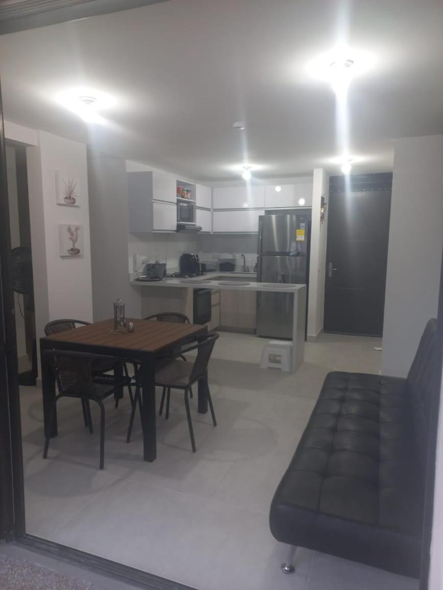 Apartamento cómodo con todo lo que necesitas y con piscina