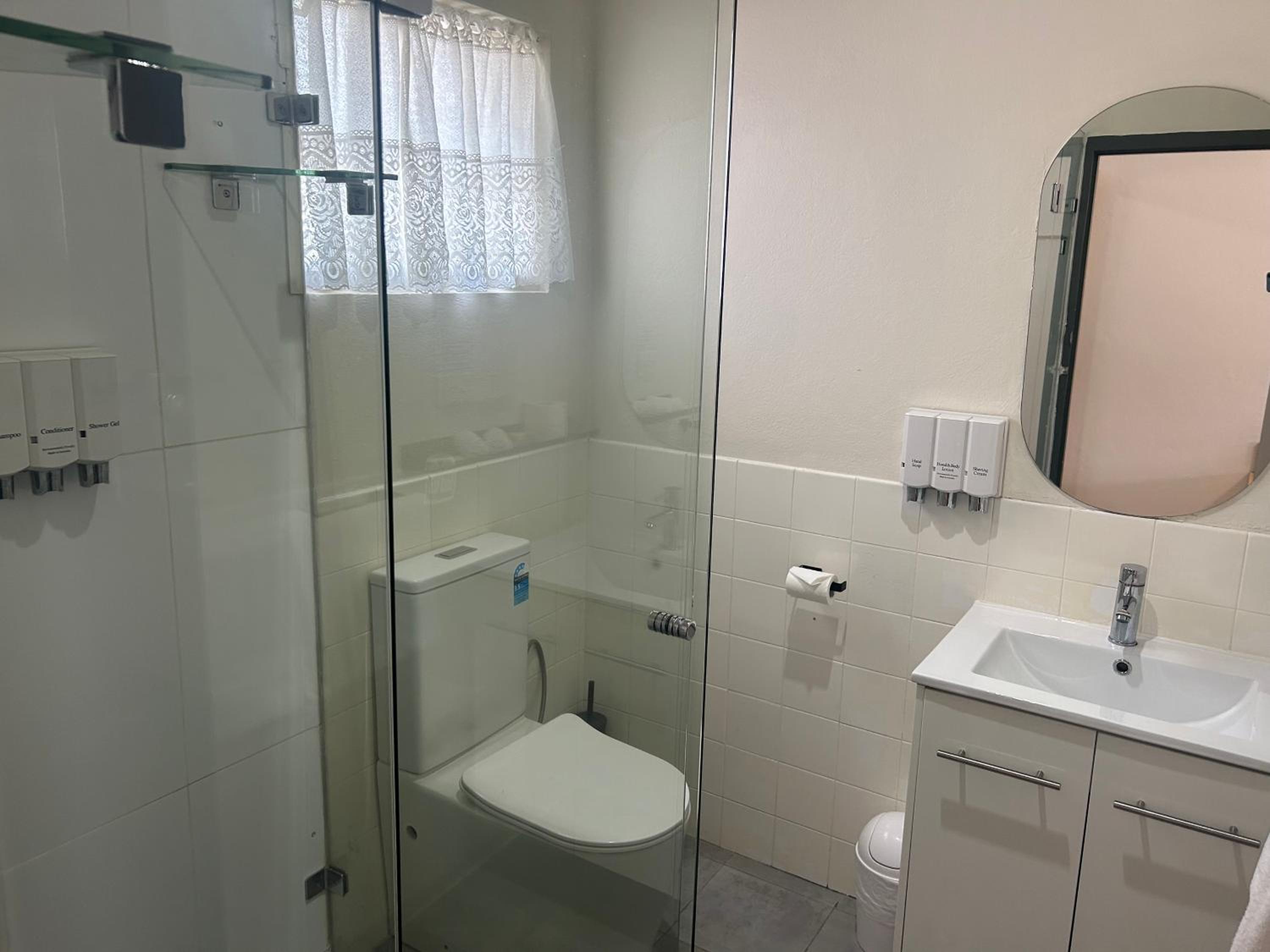 Country Lodge Motor Inn