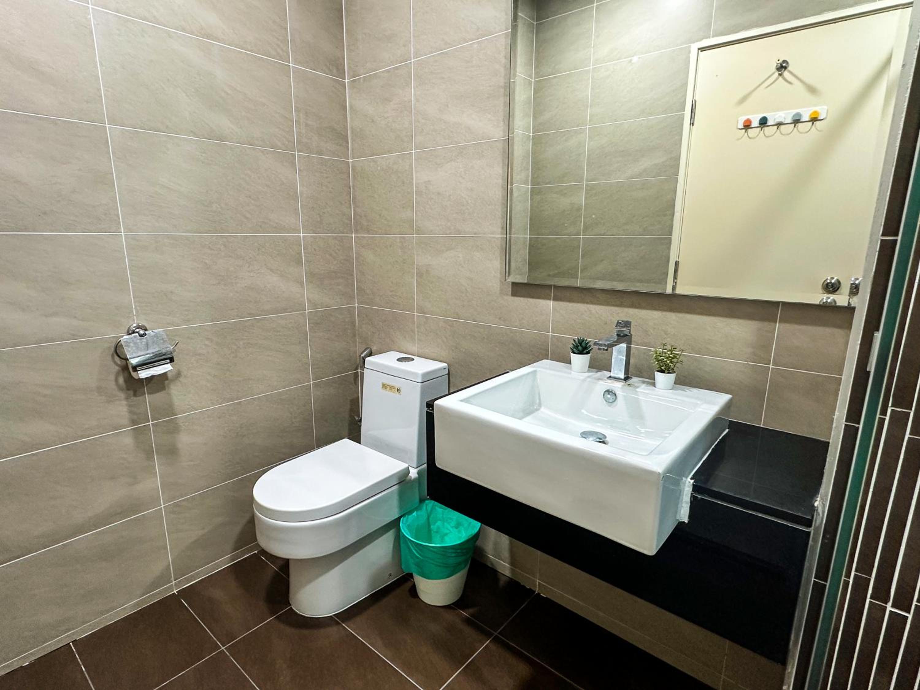 Family Luxury Condo with Slides near Legoland, Medini Signature by KidsCastle