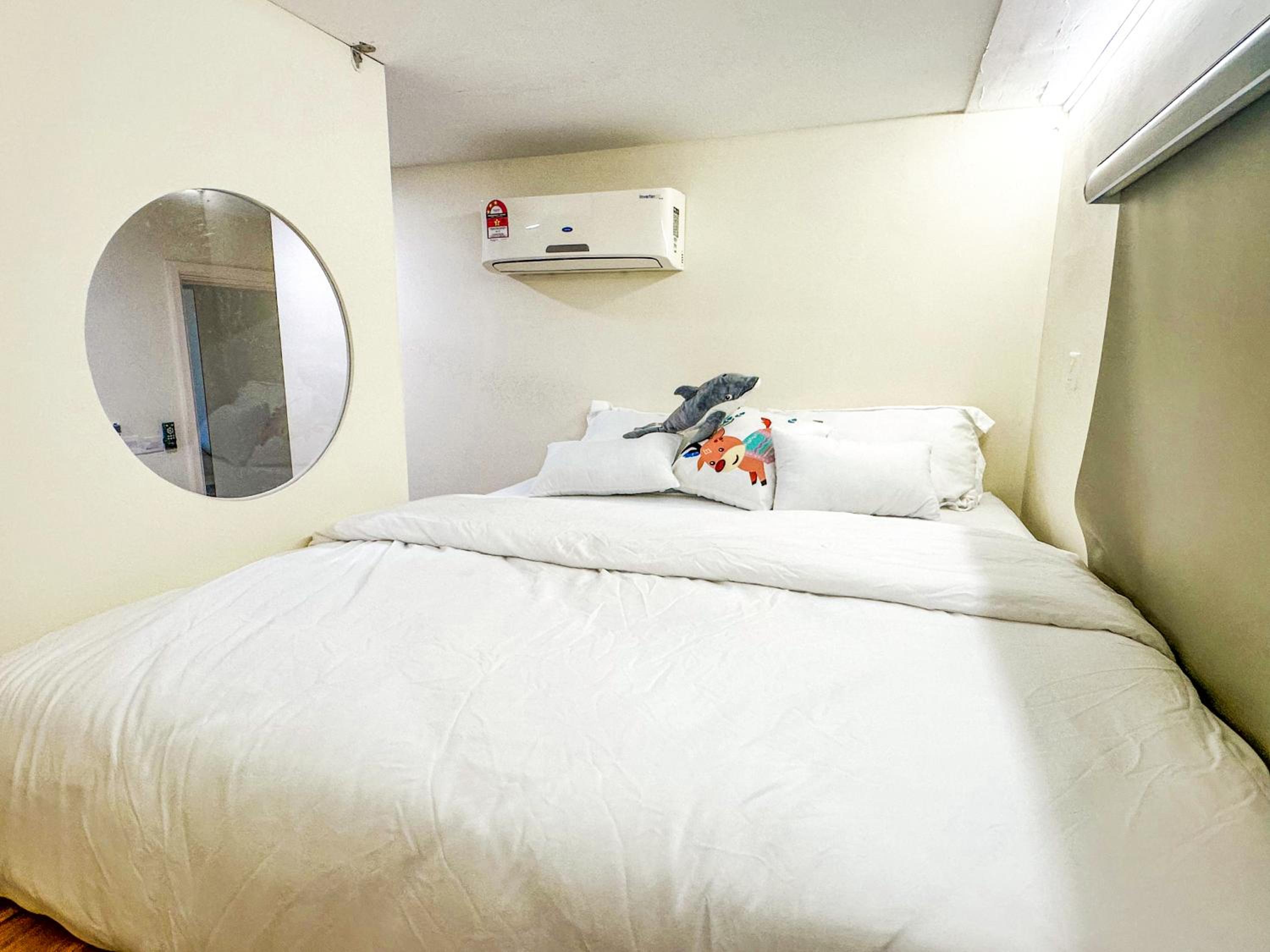 Family Luxury Condo with Slides near Legoland, Medini Signature by KidsCastle