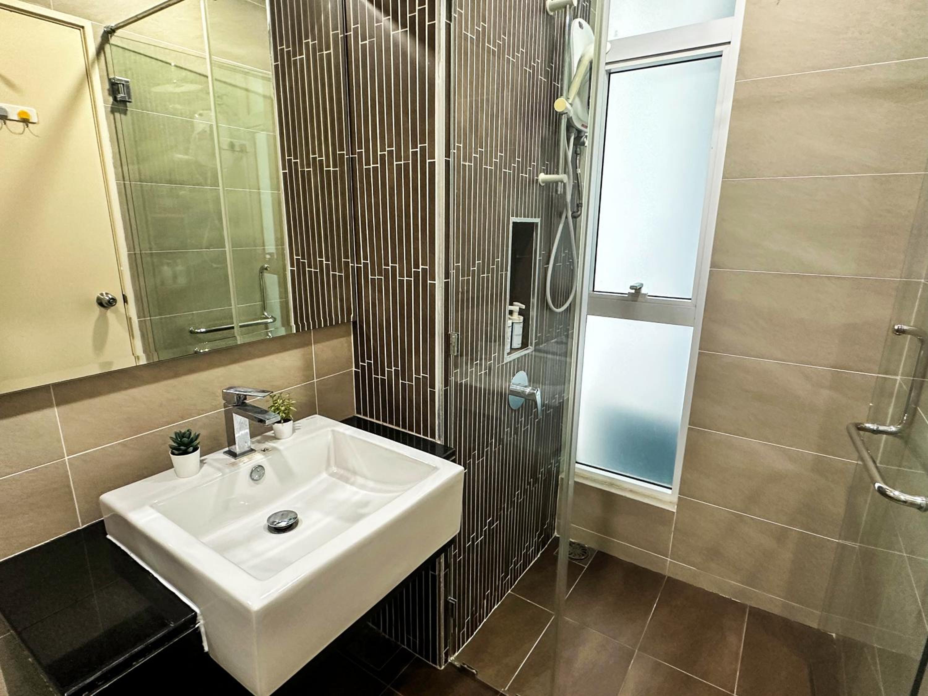 Family Luxury Condo with Slides near Legoland, Medini Signature by KidsCastle
