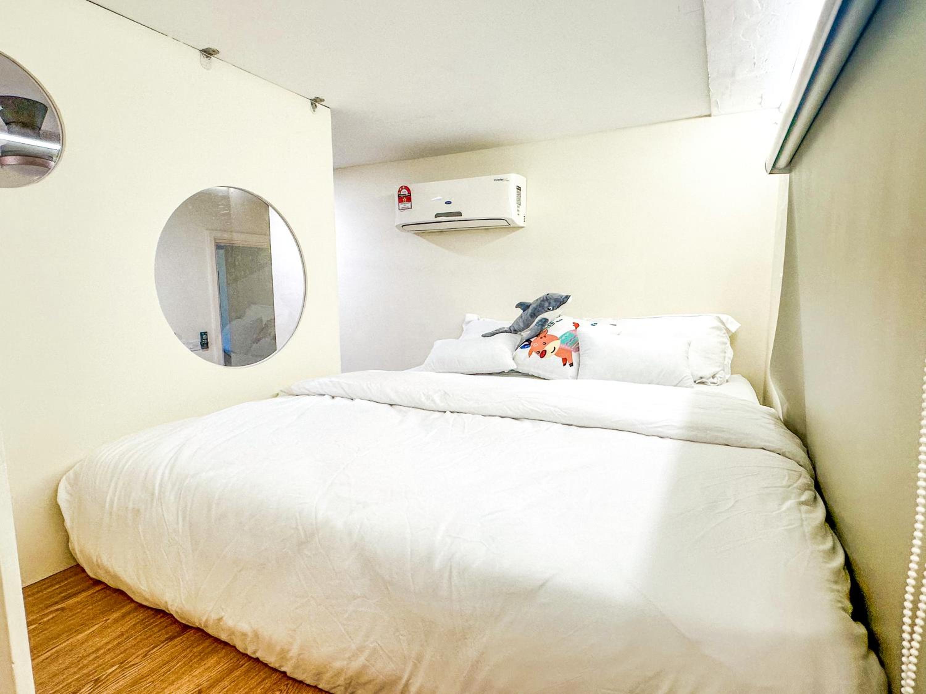 Family Luxury Condo with Slides near Legoland, Medini Signature by KidsCastle
