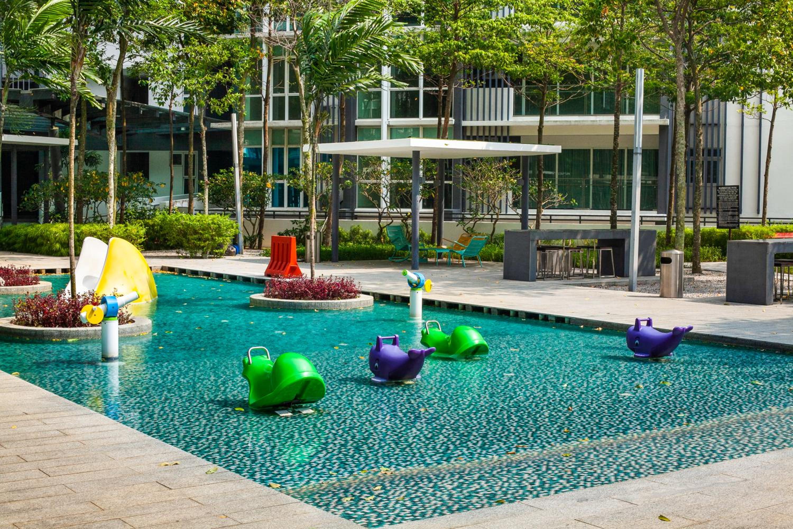 Family Luxury Condo with Slides near Legoland, Medini Signature by KidsCastle