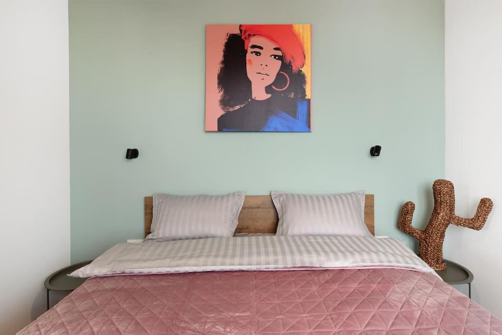 Unabi - a brand new flat w/breathtaking views view 2