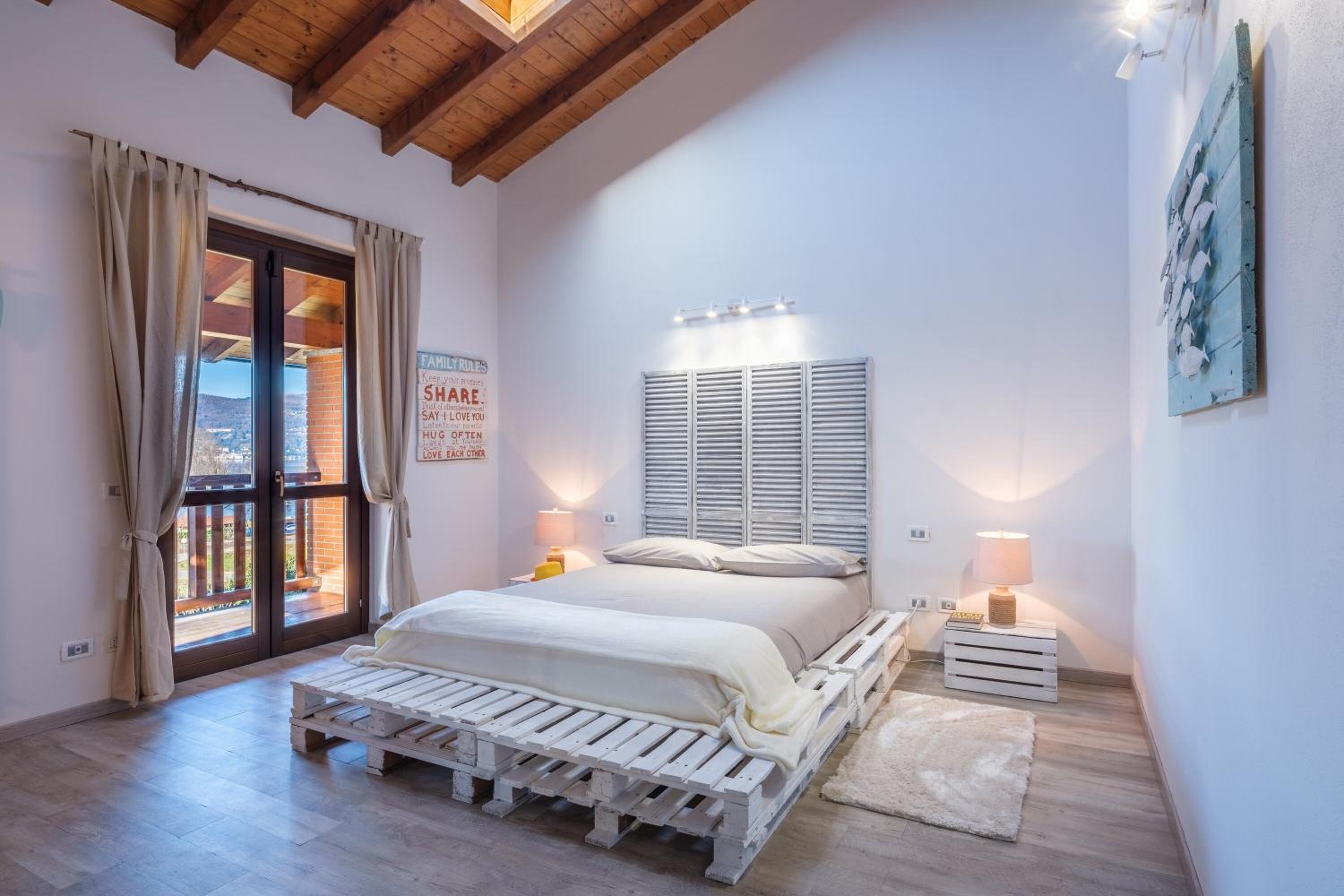 La Luna nel Lago Lake View Garden - Happy Rentals photo 5