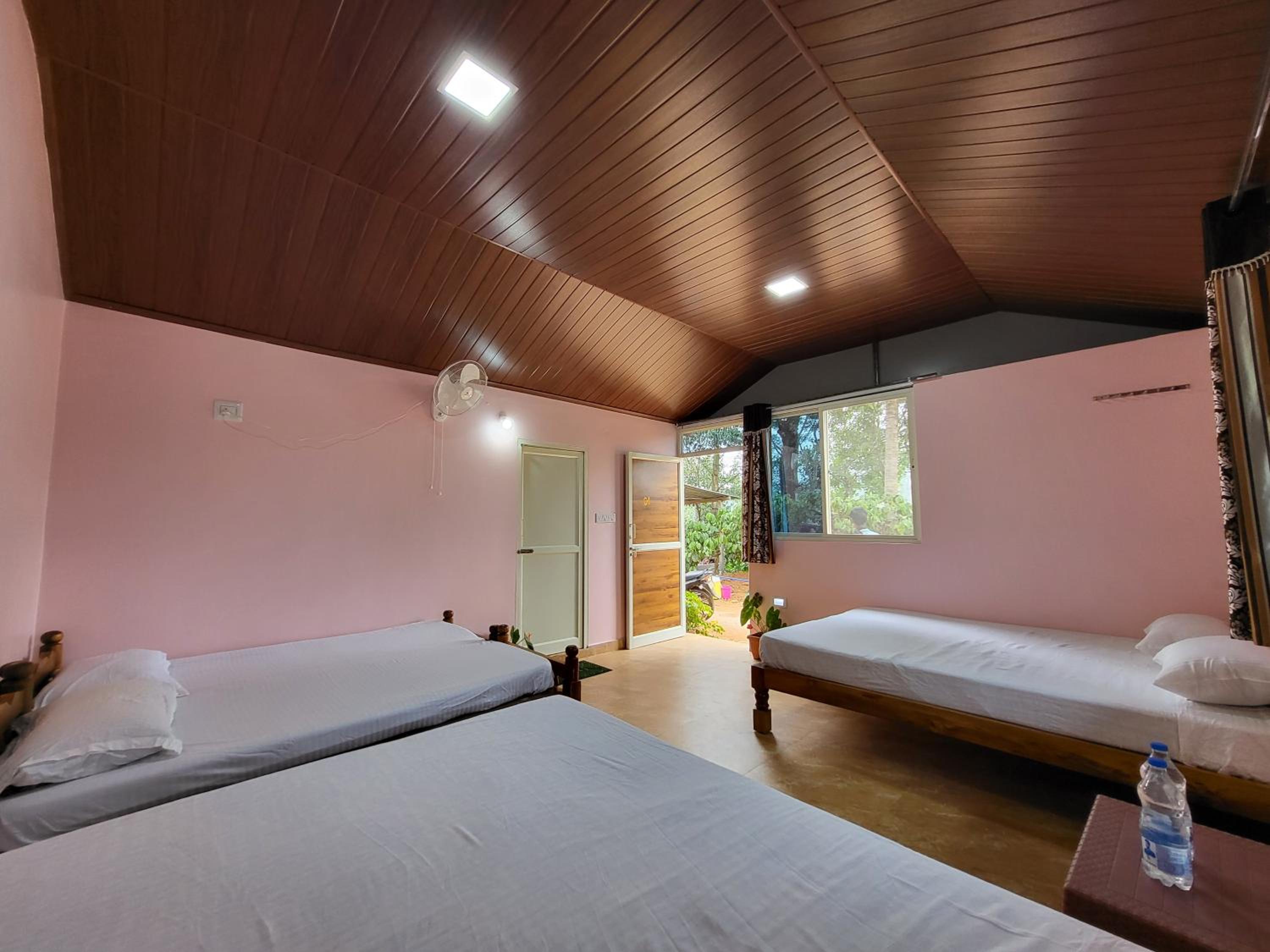 CoffeeINN Homestay - Private Cottages, Jeep Ride, Home Food view 4