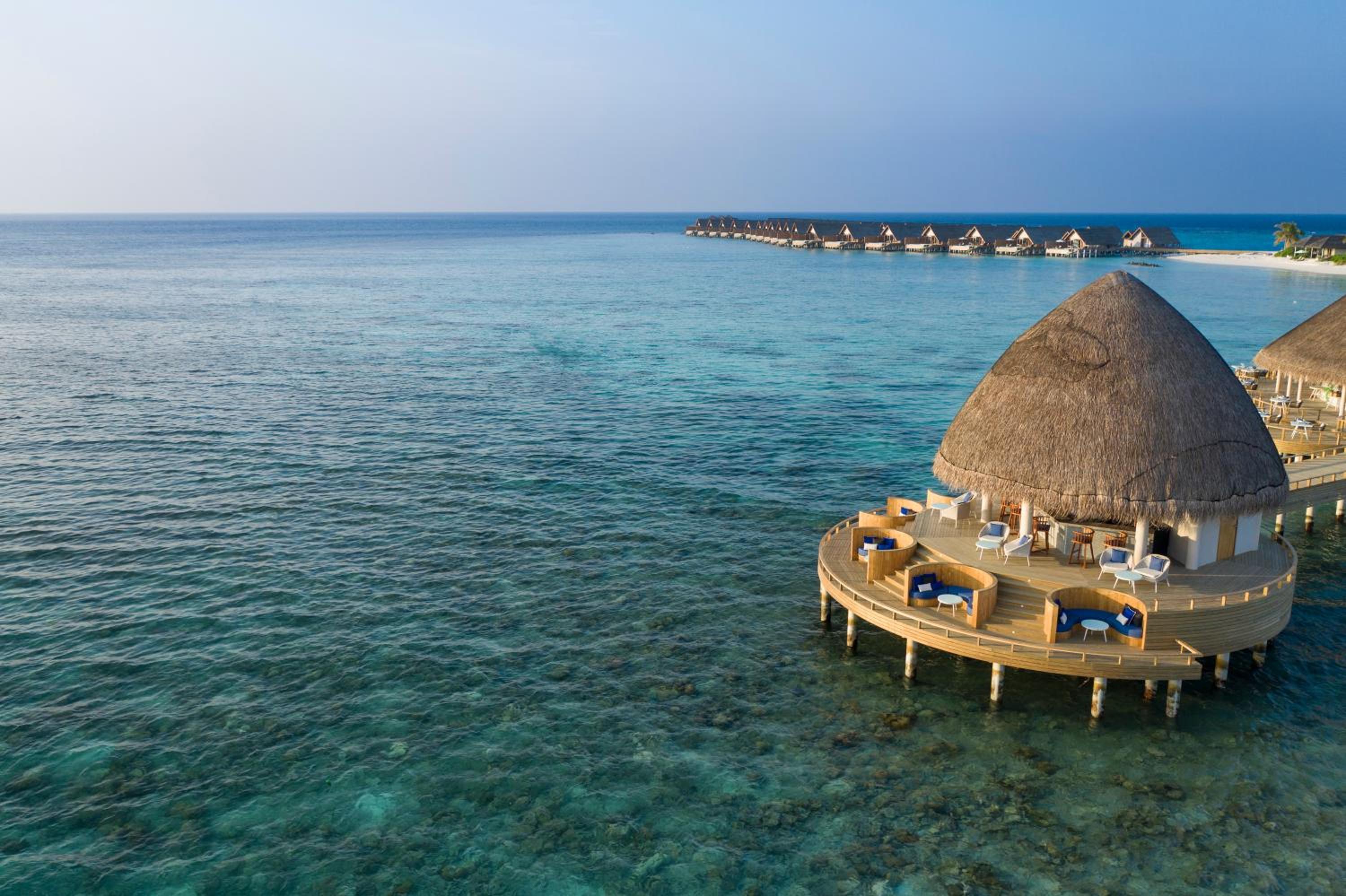 Emerald Faarufushi Resort & Spa - Deluxe All Inclusive