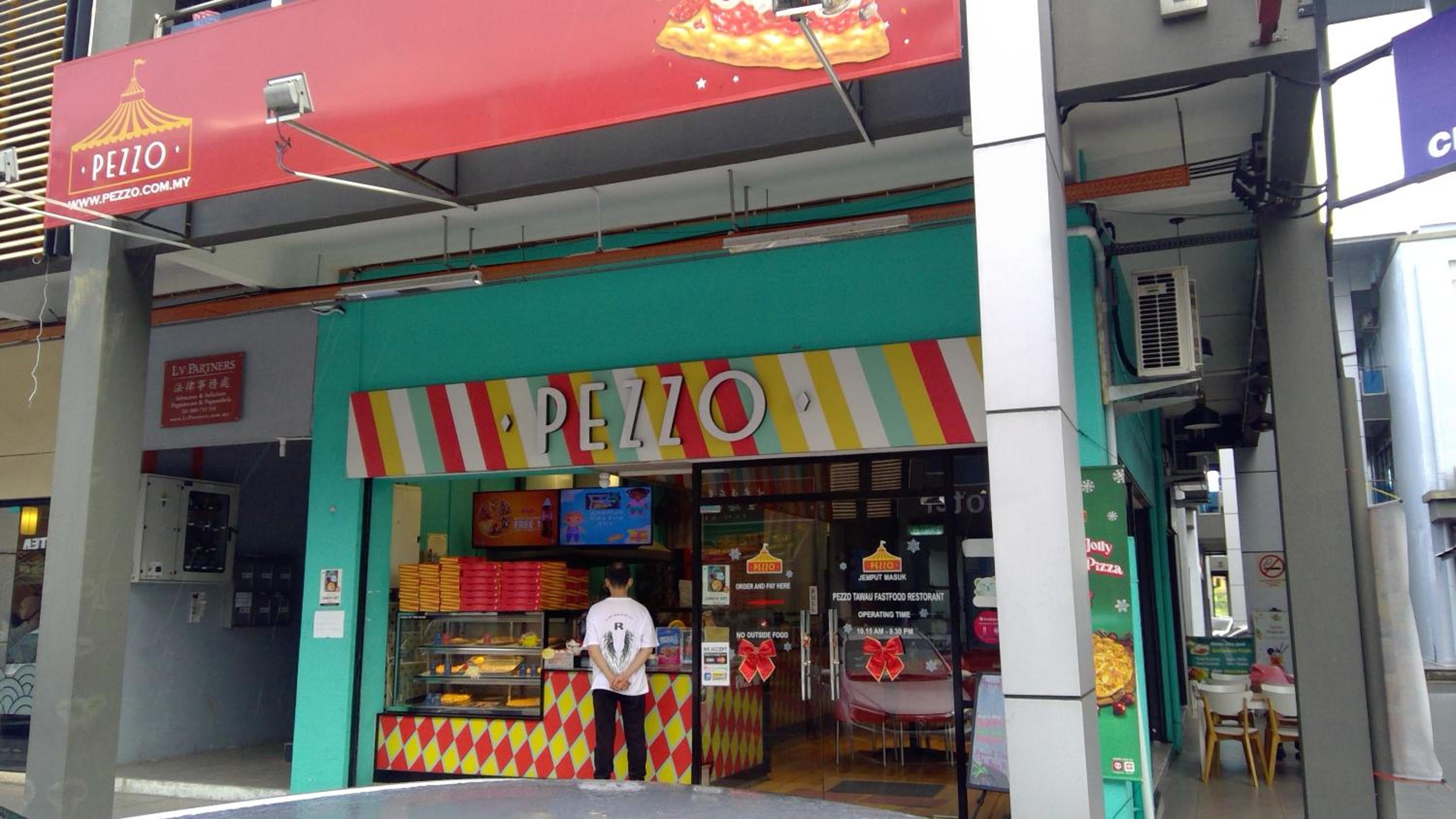Greenery Studio, Kubot a Sentral