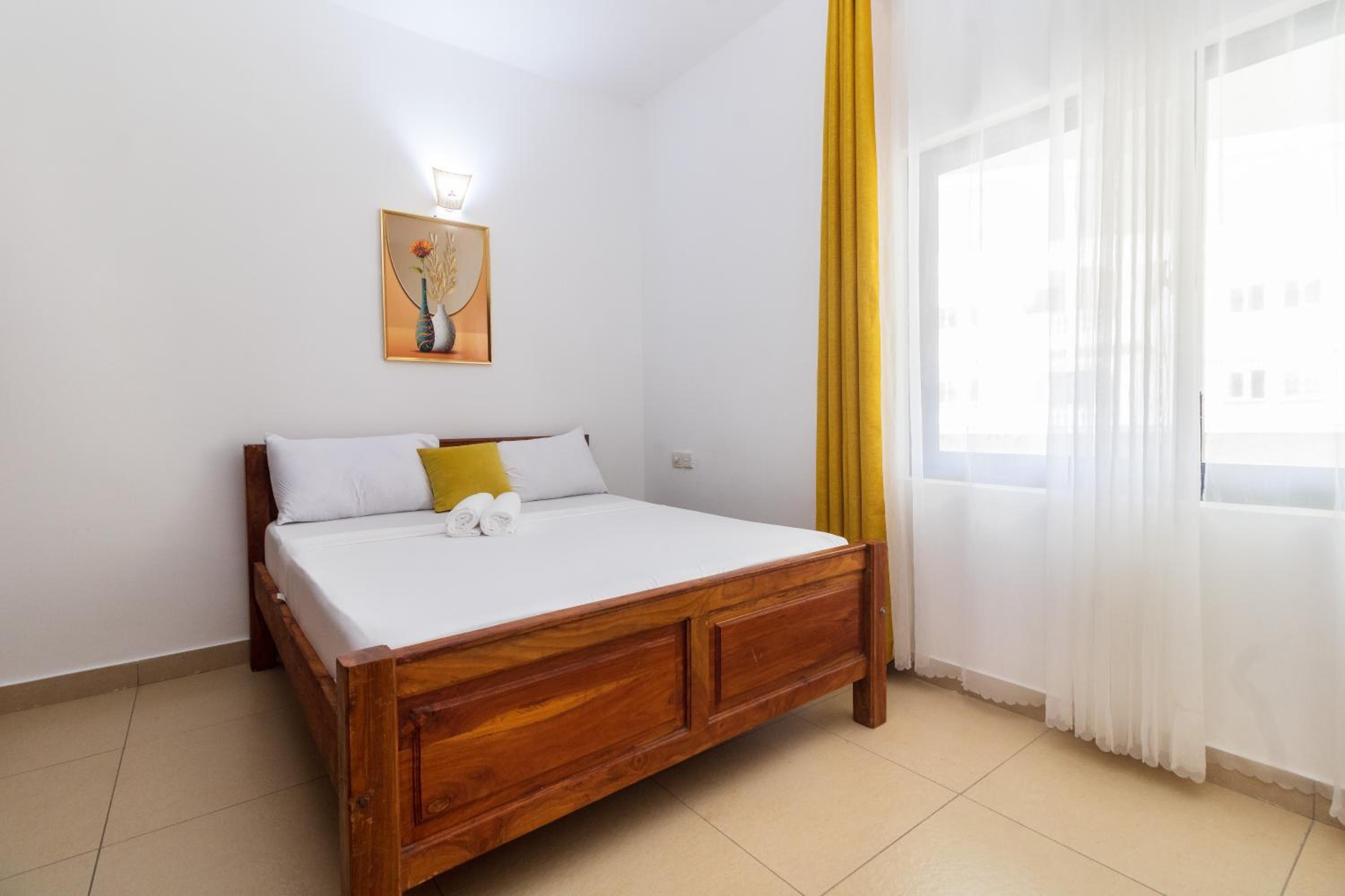 LUXURY 3 BEDROOM BEACH FRONT APARTMENT