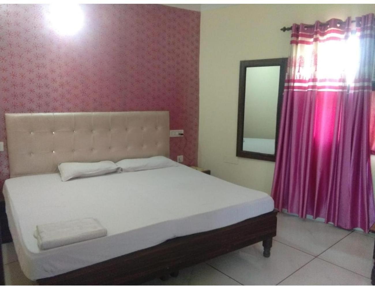 Hotel Sun Park, Chandigarh
