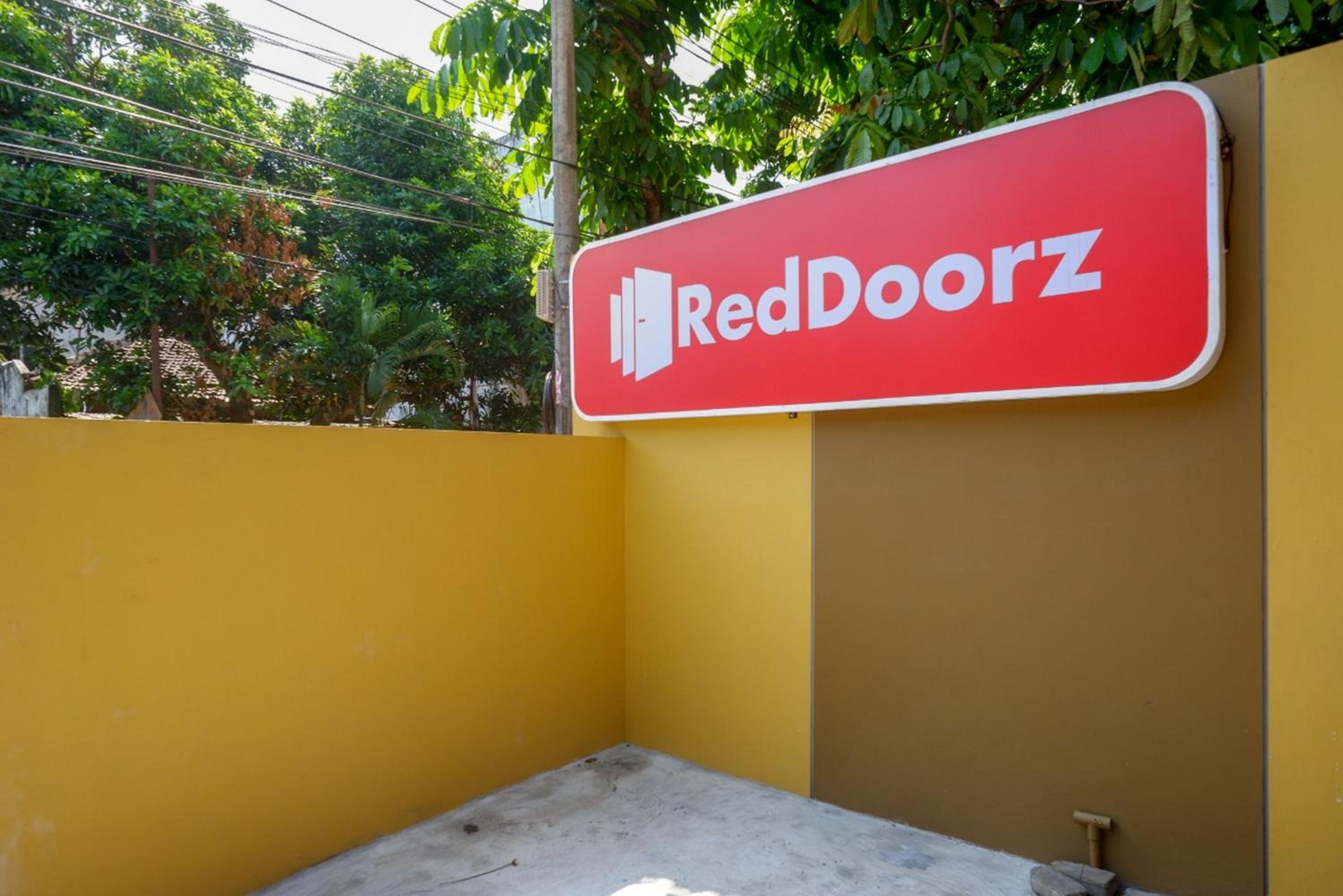 RedDoorz near Affandi Gejayan 2 view 3
