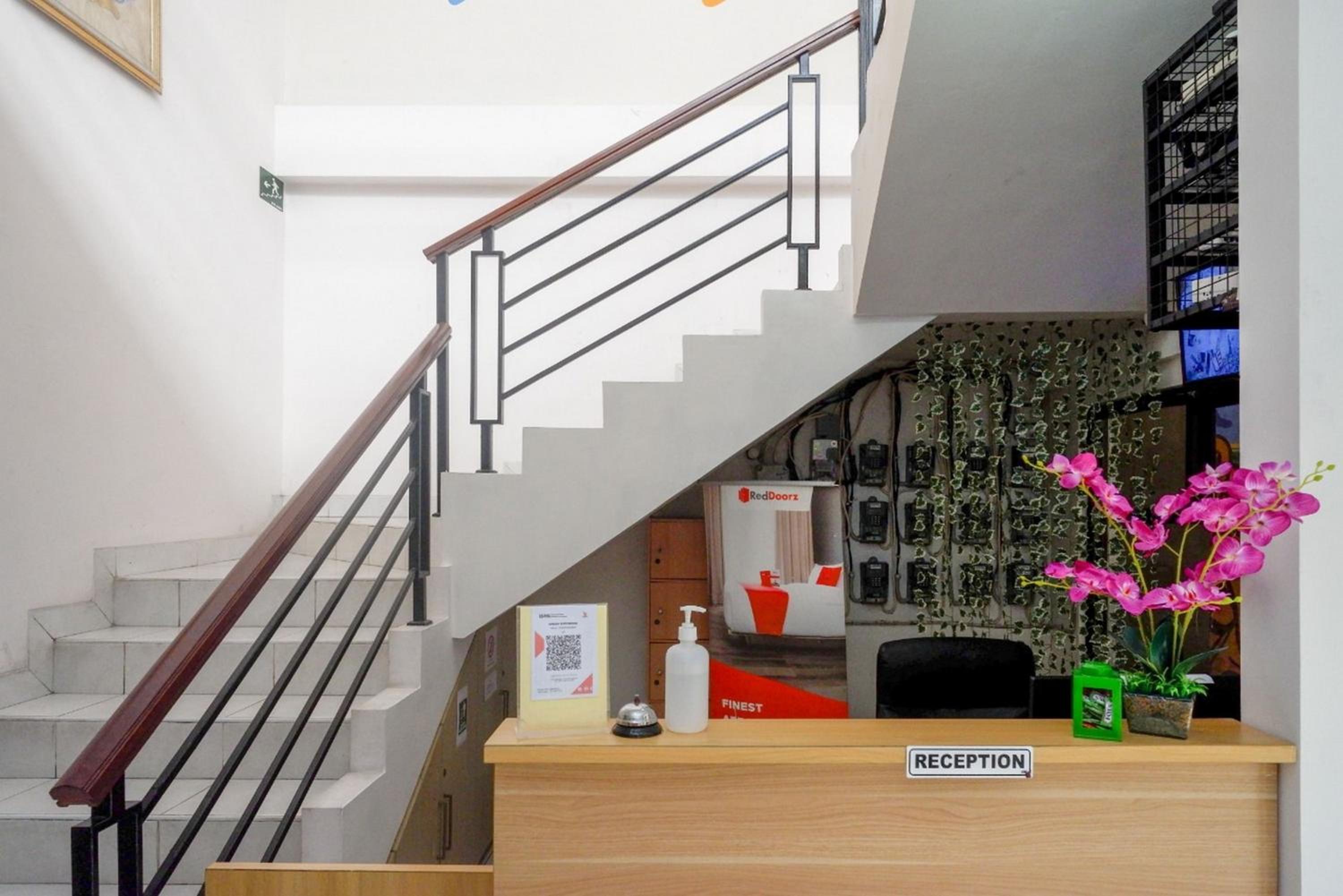 RedDoorz near Affandi Gejayan 2 view 2