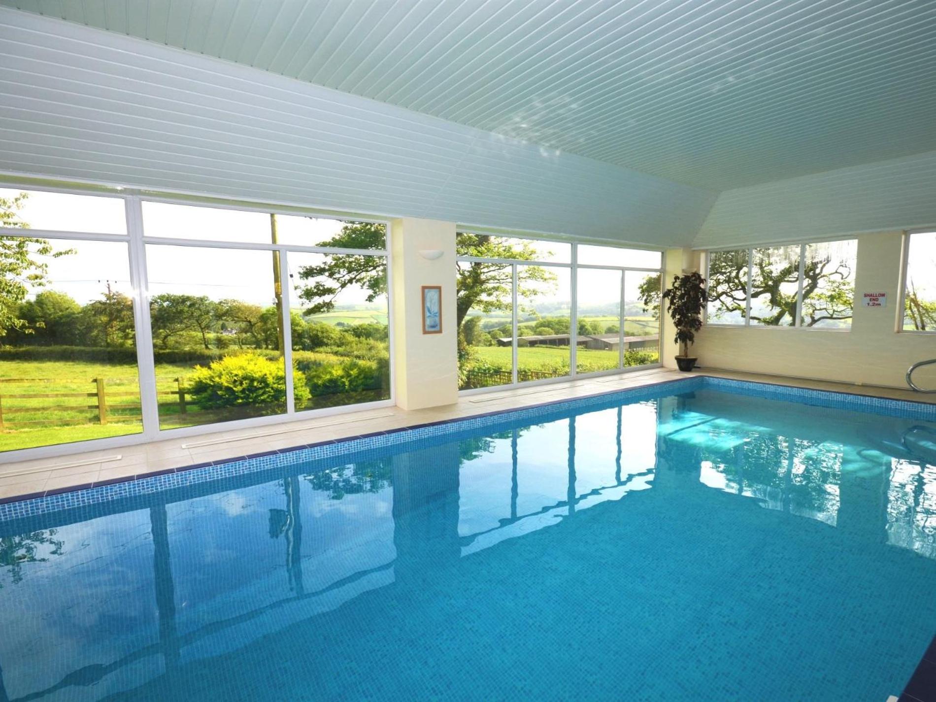 3 Bed in Bideford oc-bybur view 3