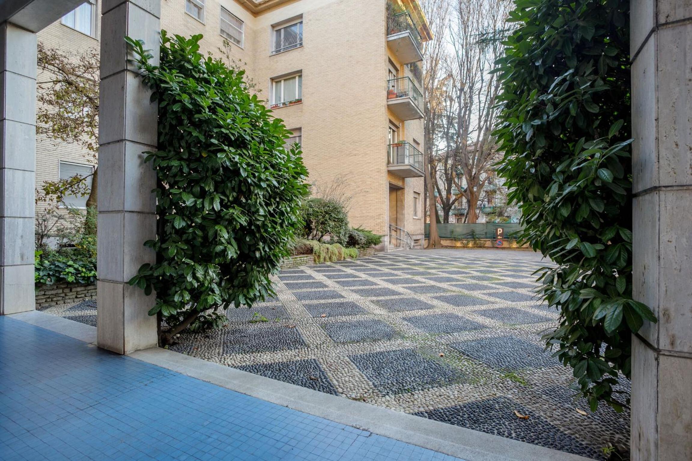 Serra 2br Apartment With Terrace by Halldis