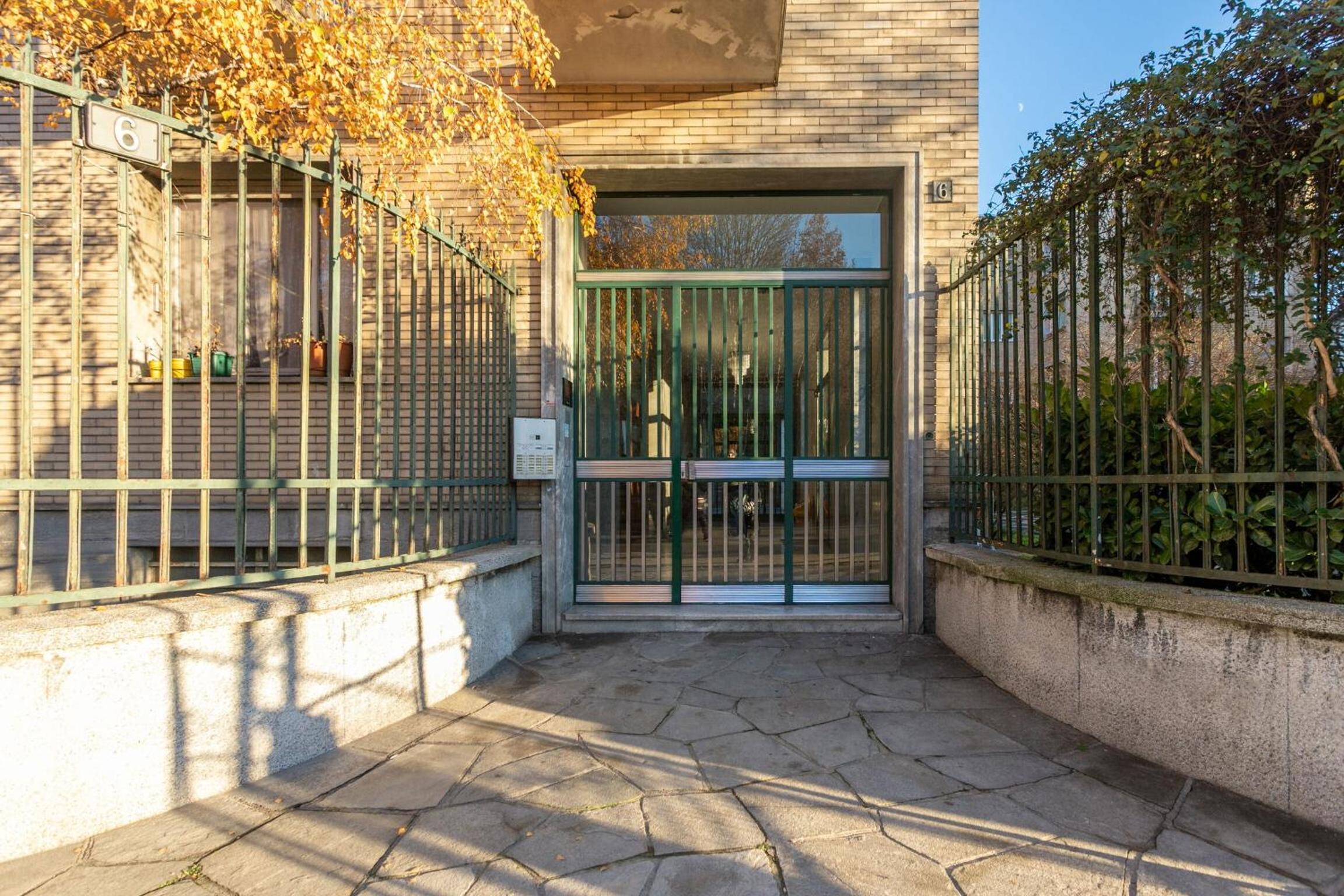 Serra 2br Apartment With Terrace by Halldis