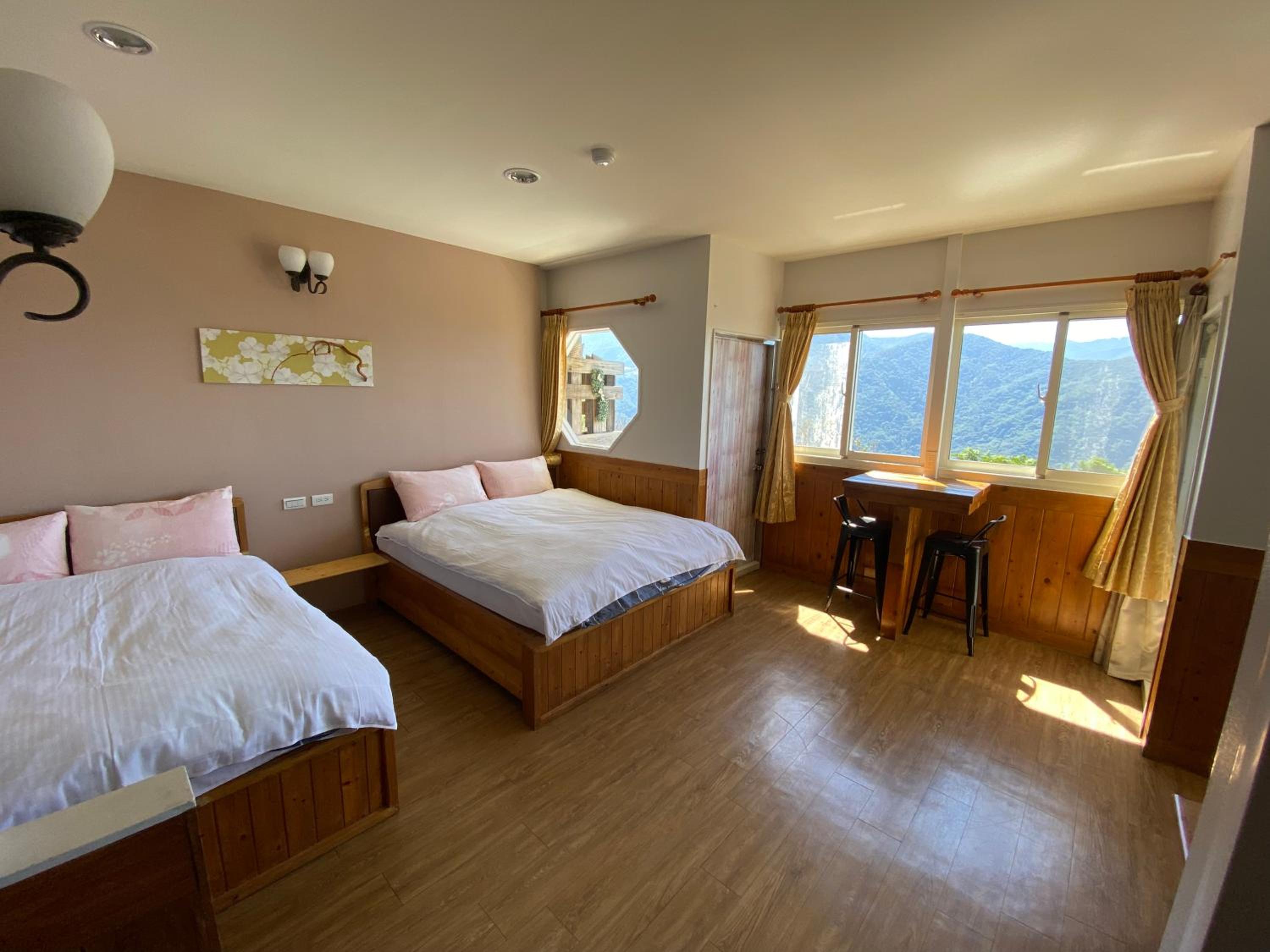 Shan Shui-Yuan Vege Guest House