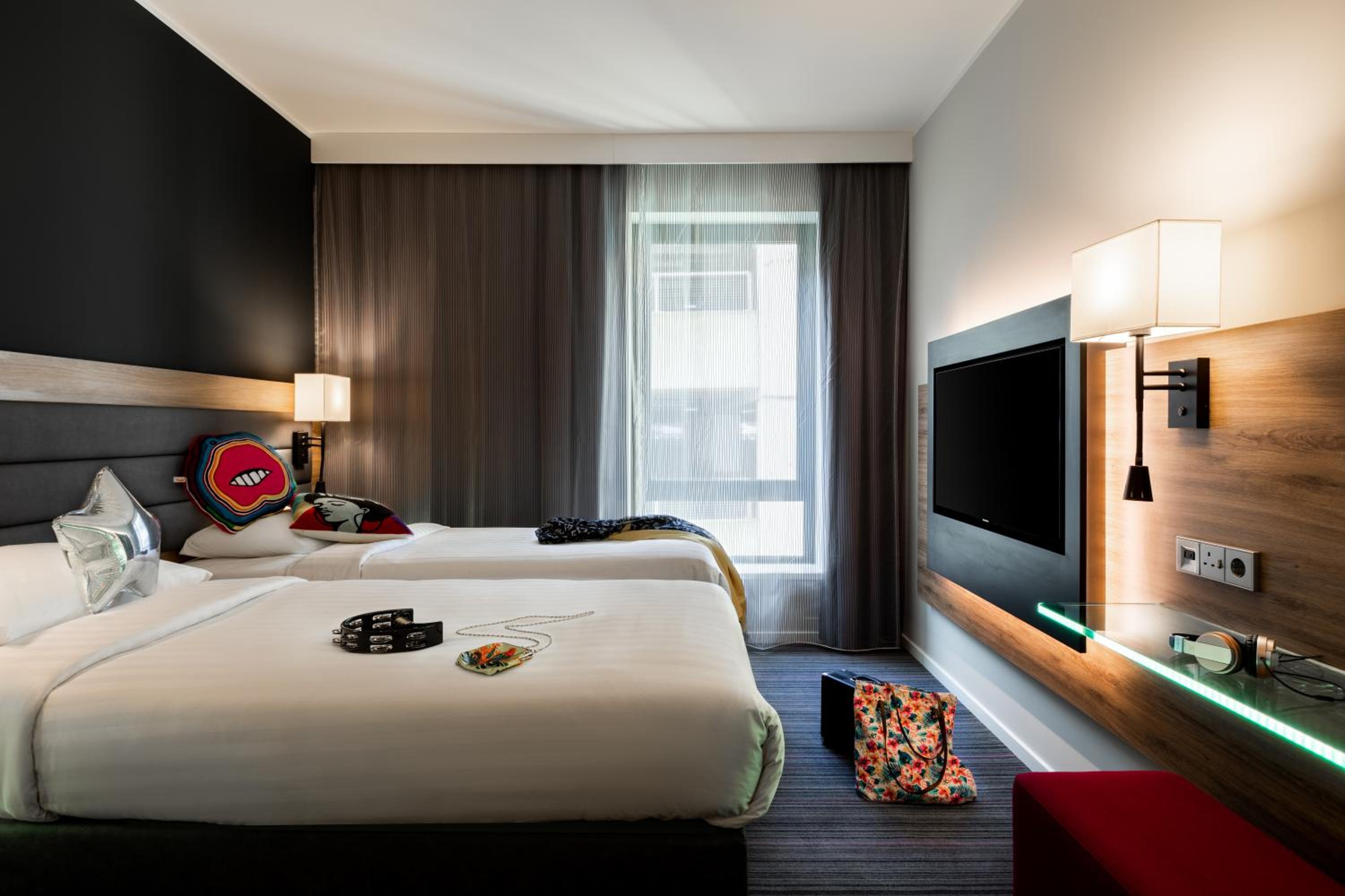 Hounslow Vacations - Moxy London Heathrow Airport - Property Image 5
